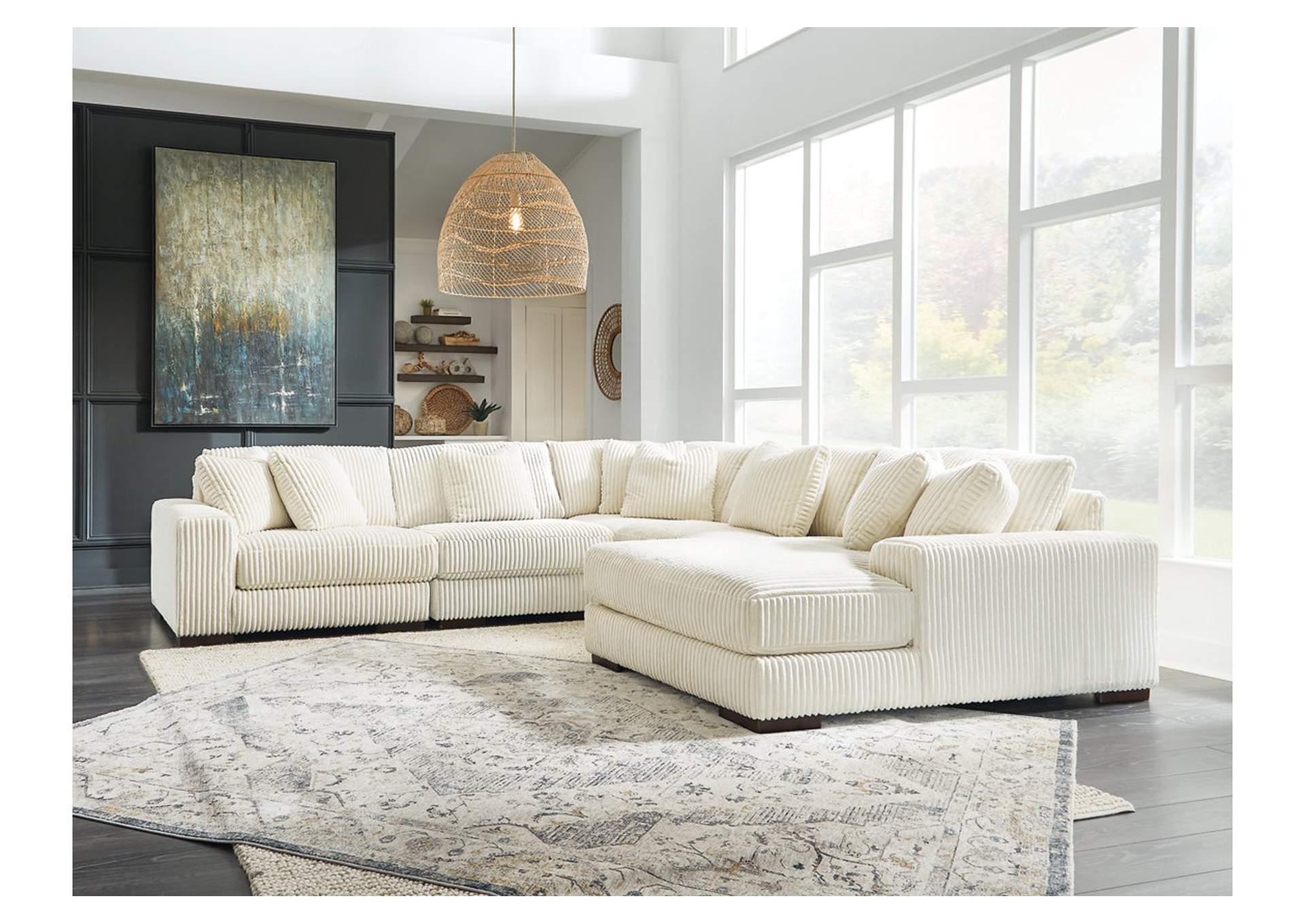 Lindyn 5-Piece Sectional with Chaise image 8