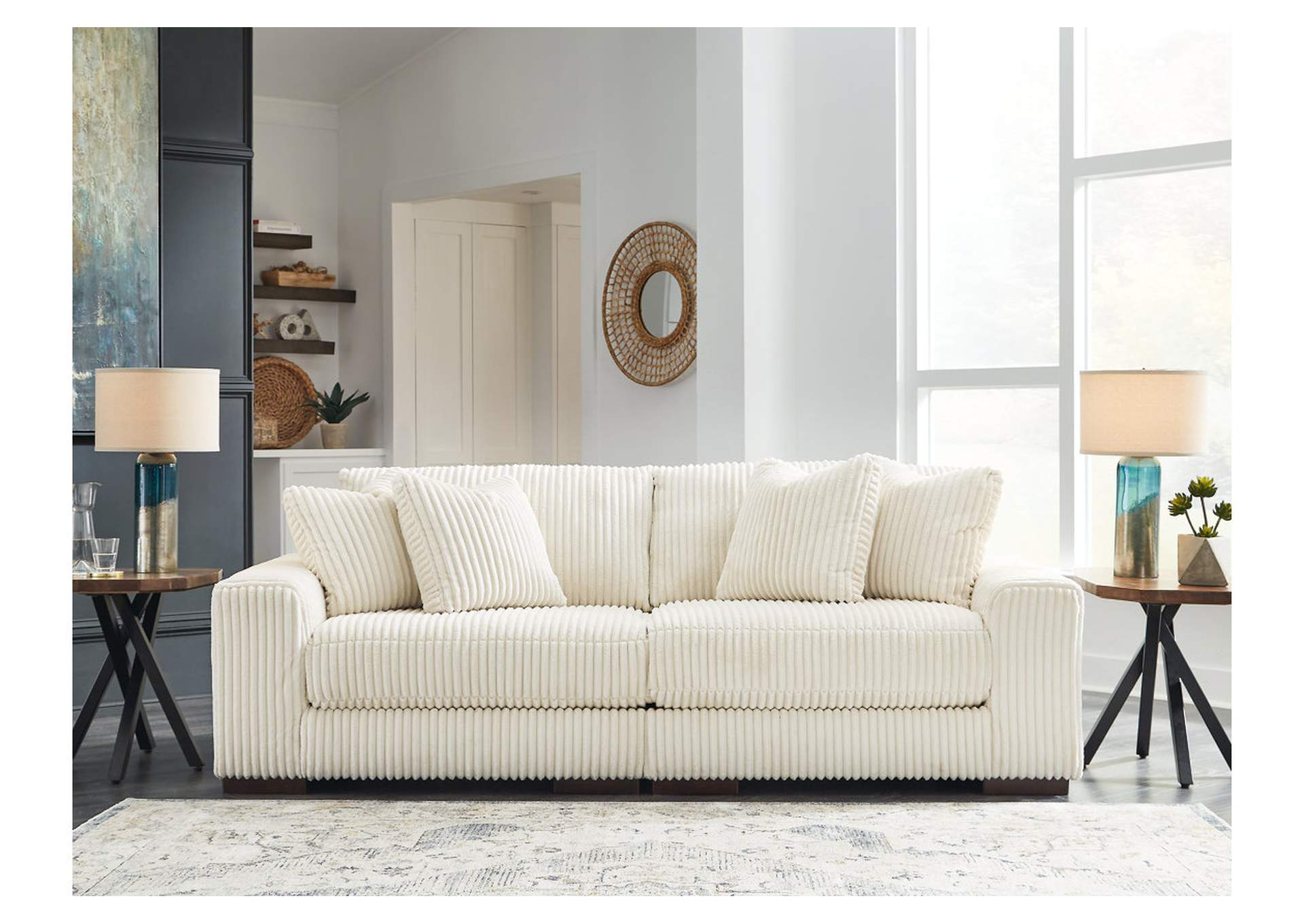 Lindyn 2-Piece Sectional Sofa image 9