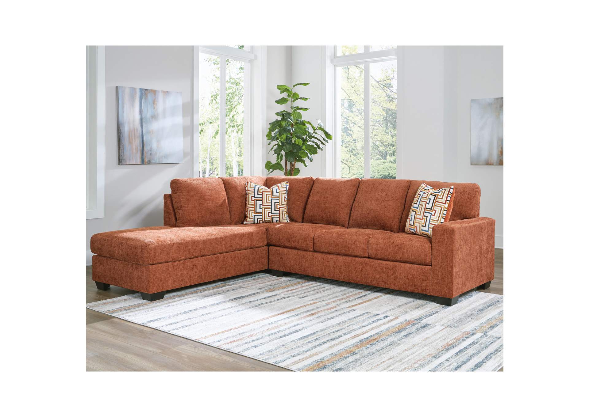 Aviemore 2-Piece Sectional with Chaise image 4