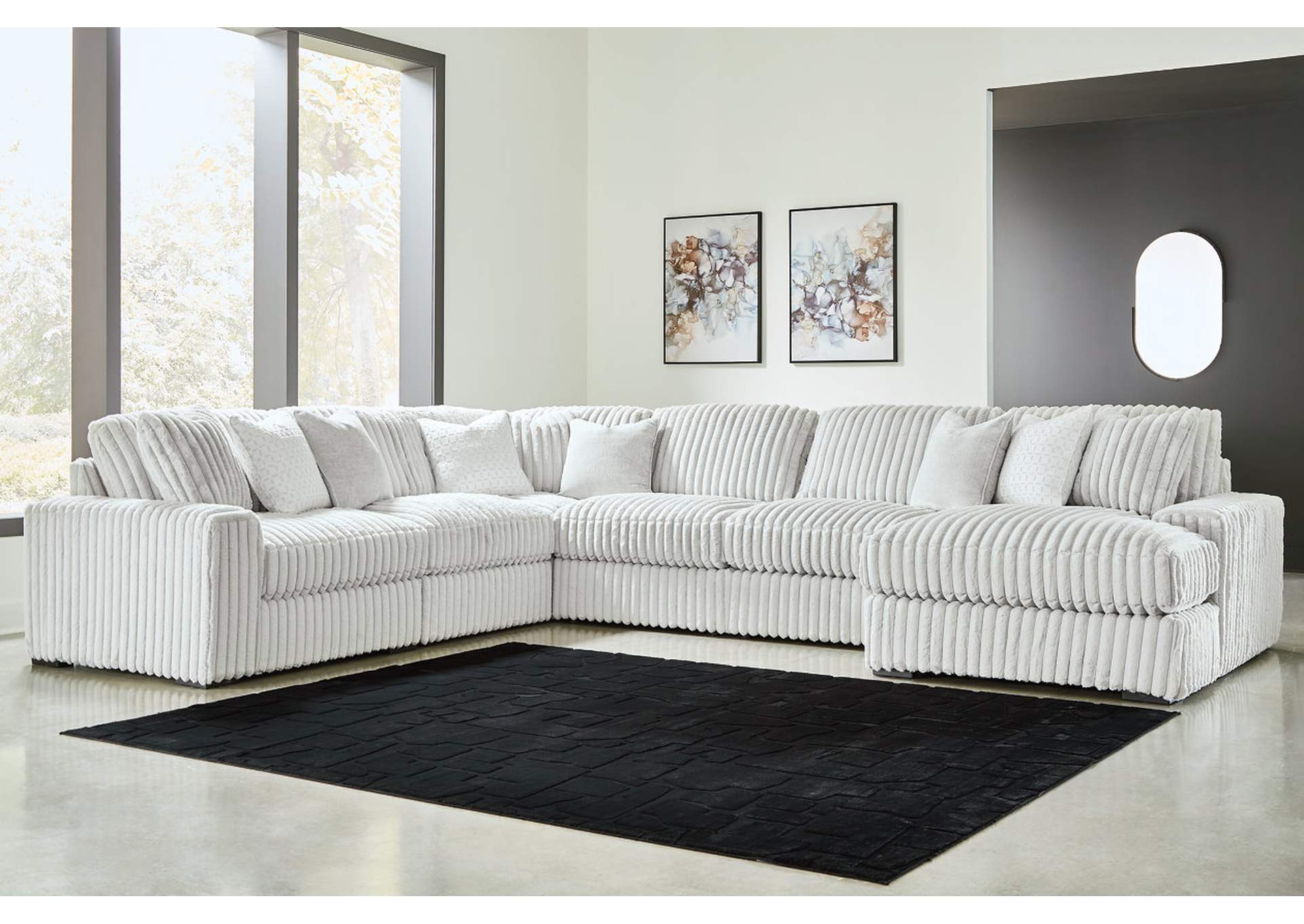 Stupendous 6-Piece Sectional with Chaise image 2