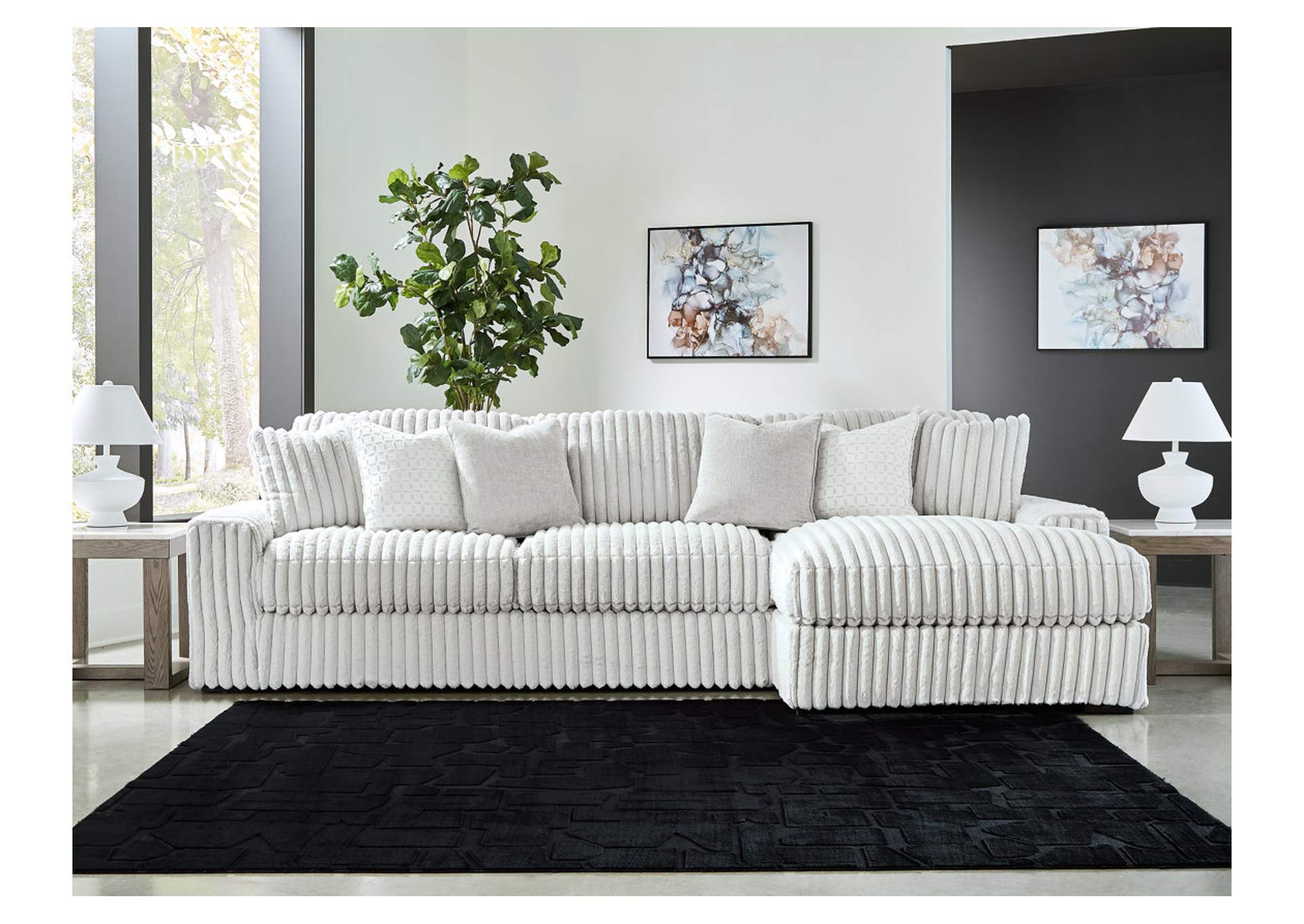 Stupendous 2-Piece Sectional with Chaise image 2