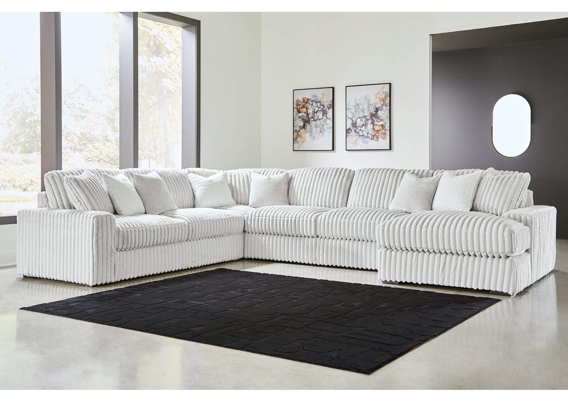 Stupendous 5-Piece Sectional with Chaise image 3