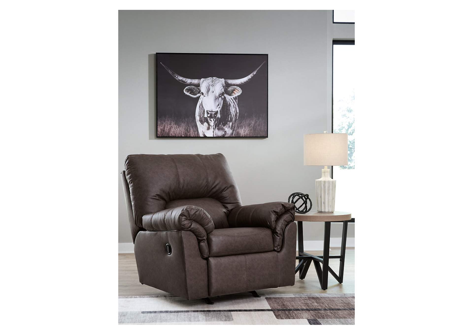 WillowBend Recliner image 2