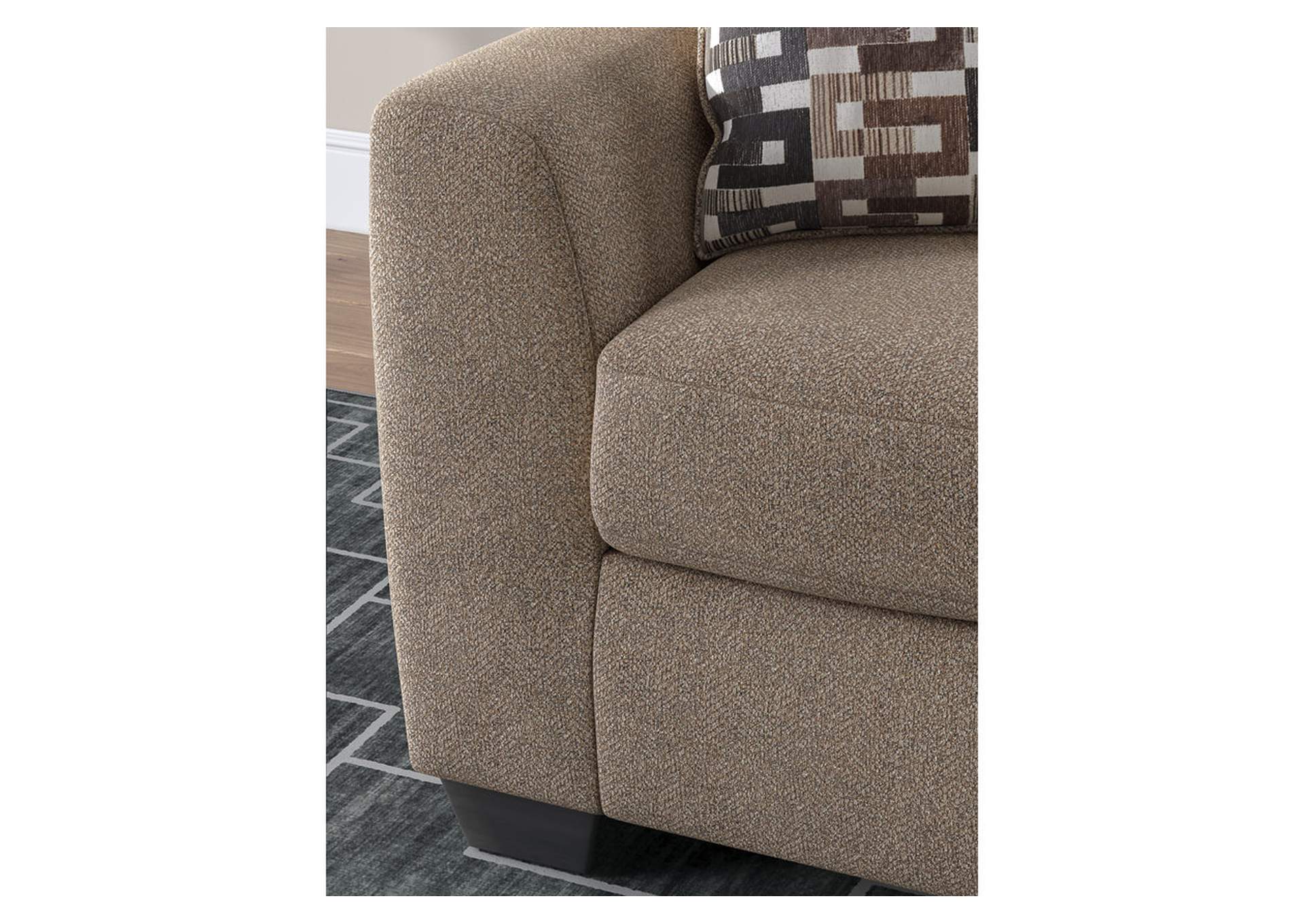 Triston-Peaks Oversized Chair image 9