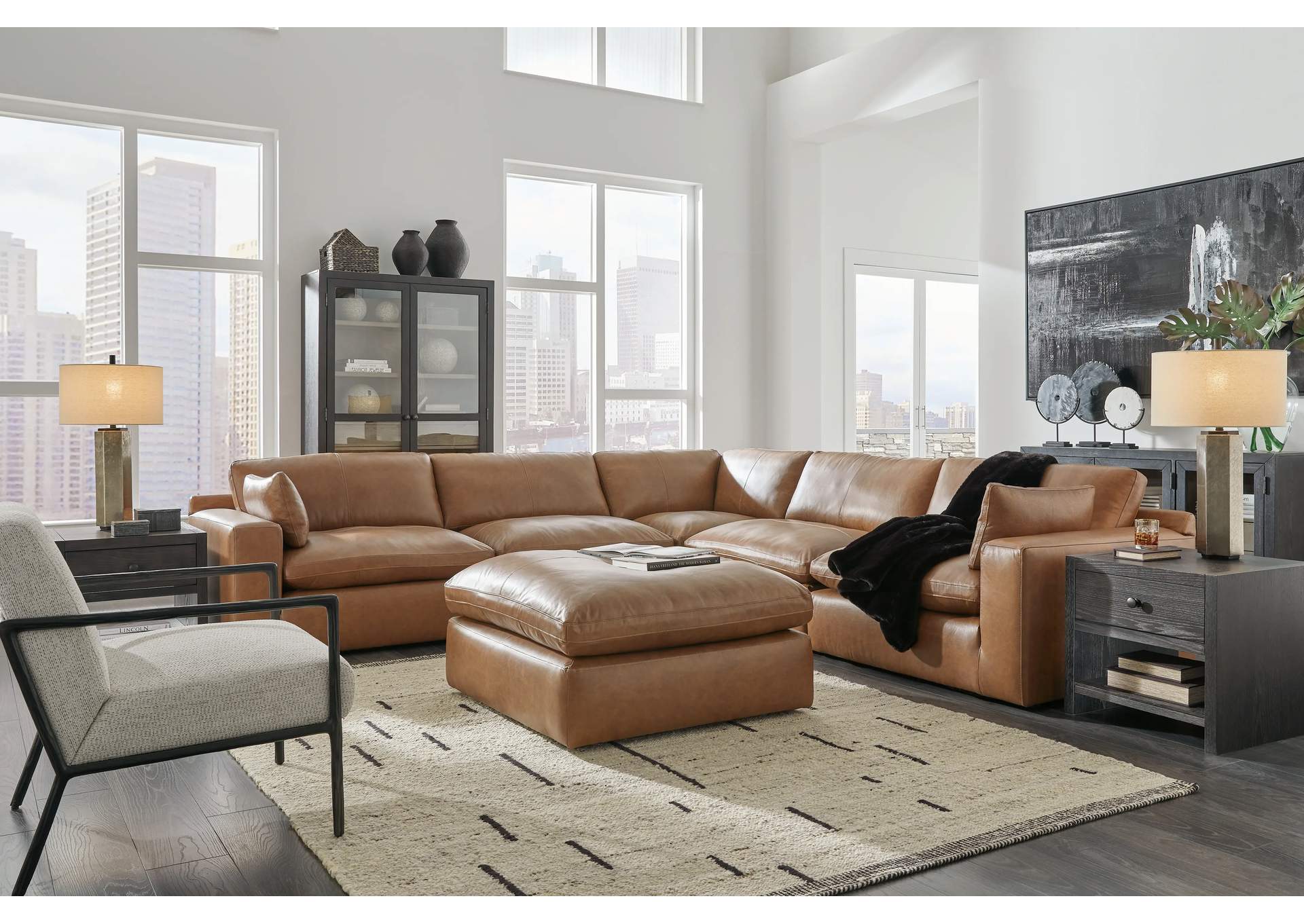 Emilia 5-Piece Sectional image 4