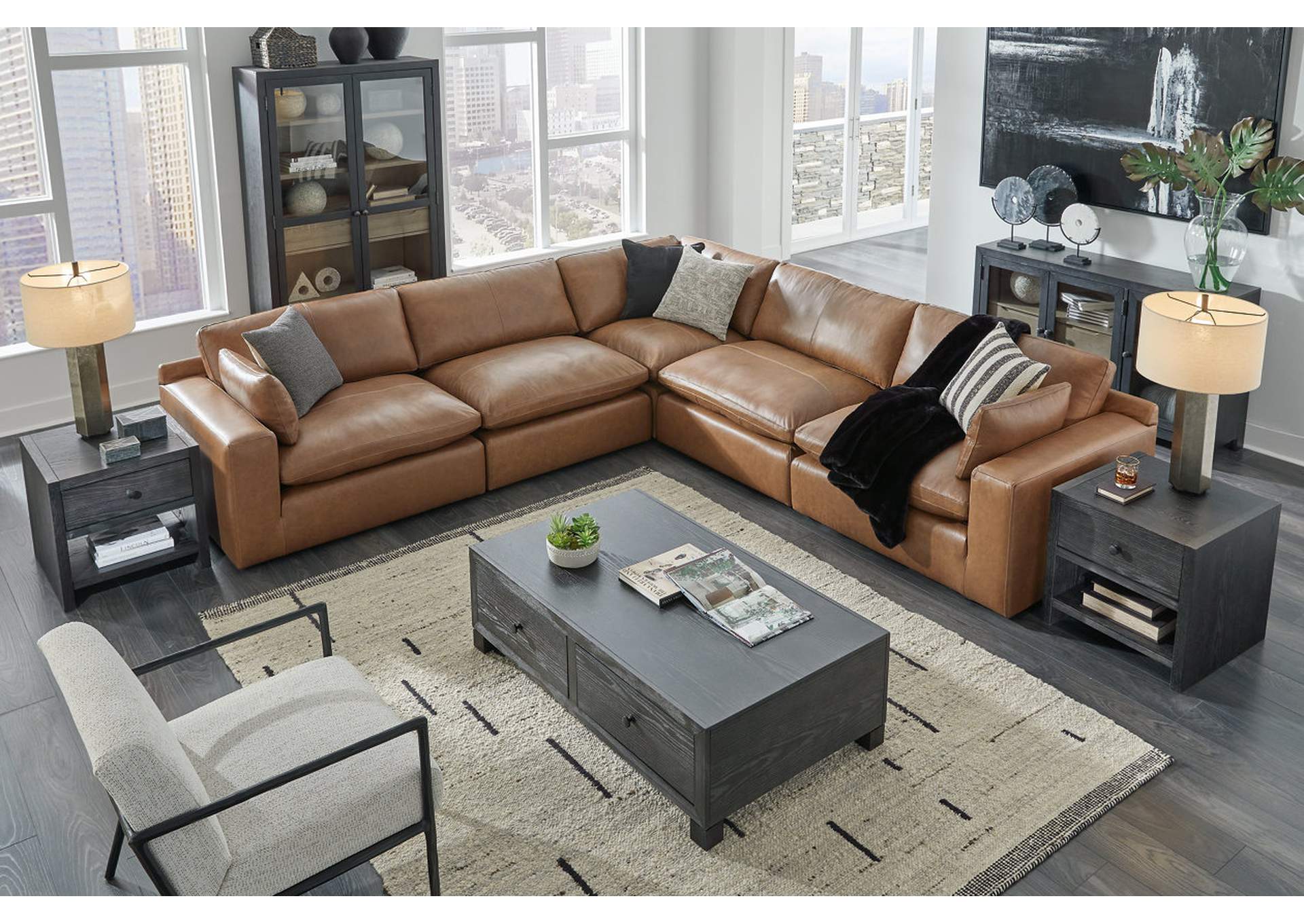 Emilia 5-Piece Sectional image 8