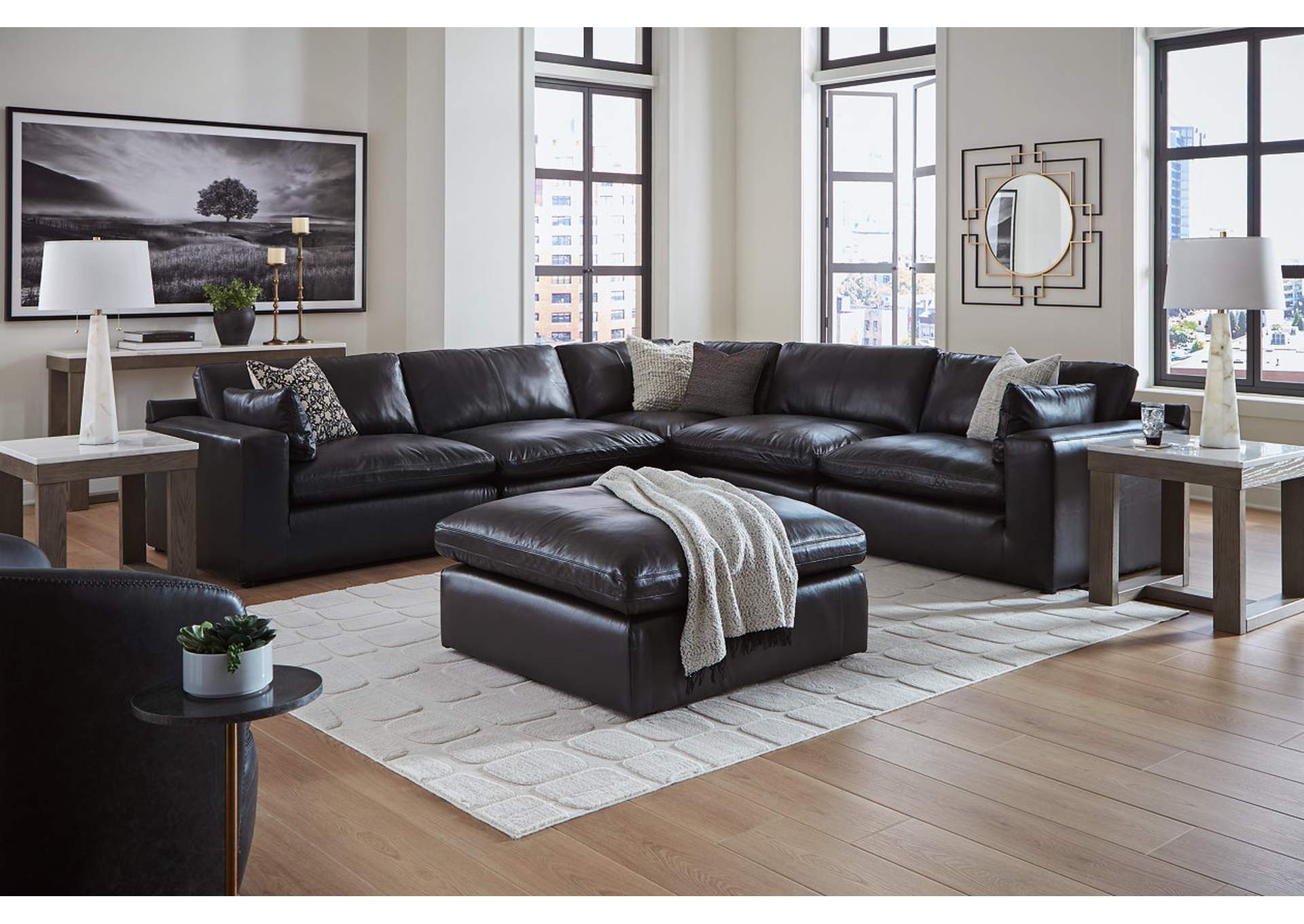 Emilia 5-Piece Sectional image 3