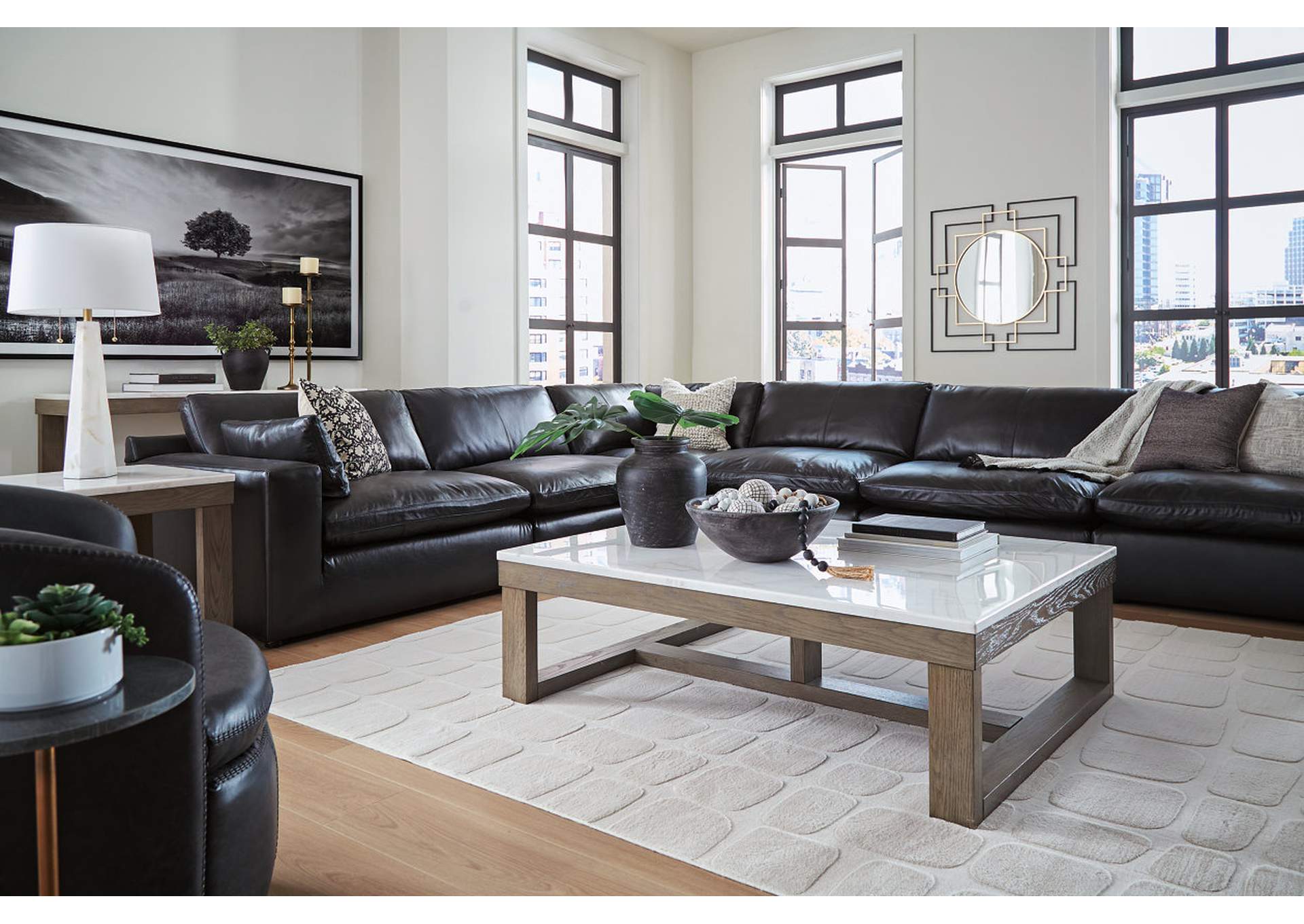 Emilia 6-Piece Sectional image 5