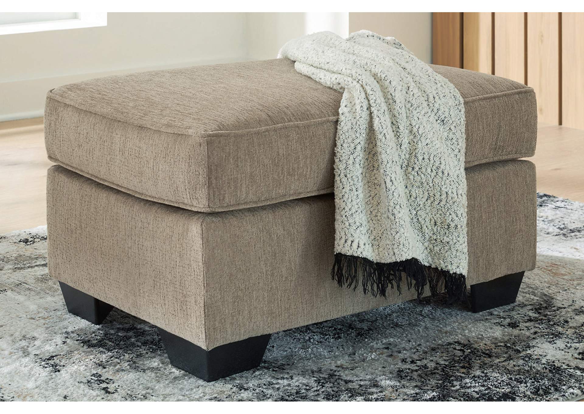 Olten Ottoman image 2