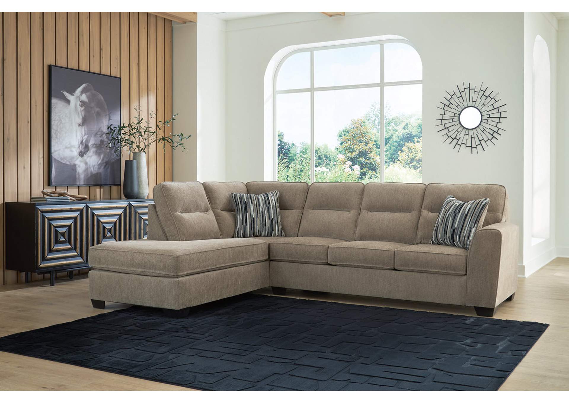 Olten 2-Piece Sectional with Chaise image 2