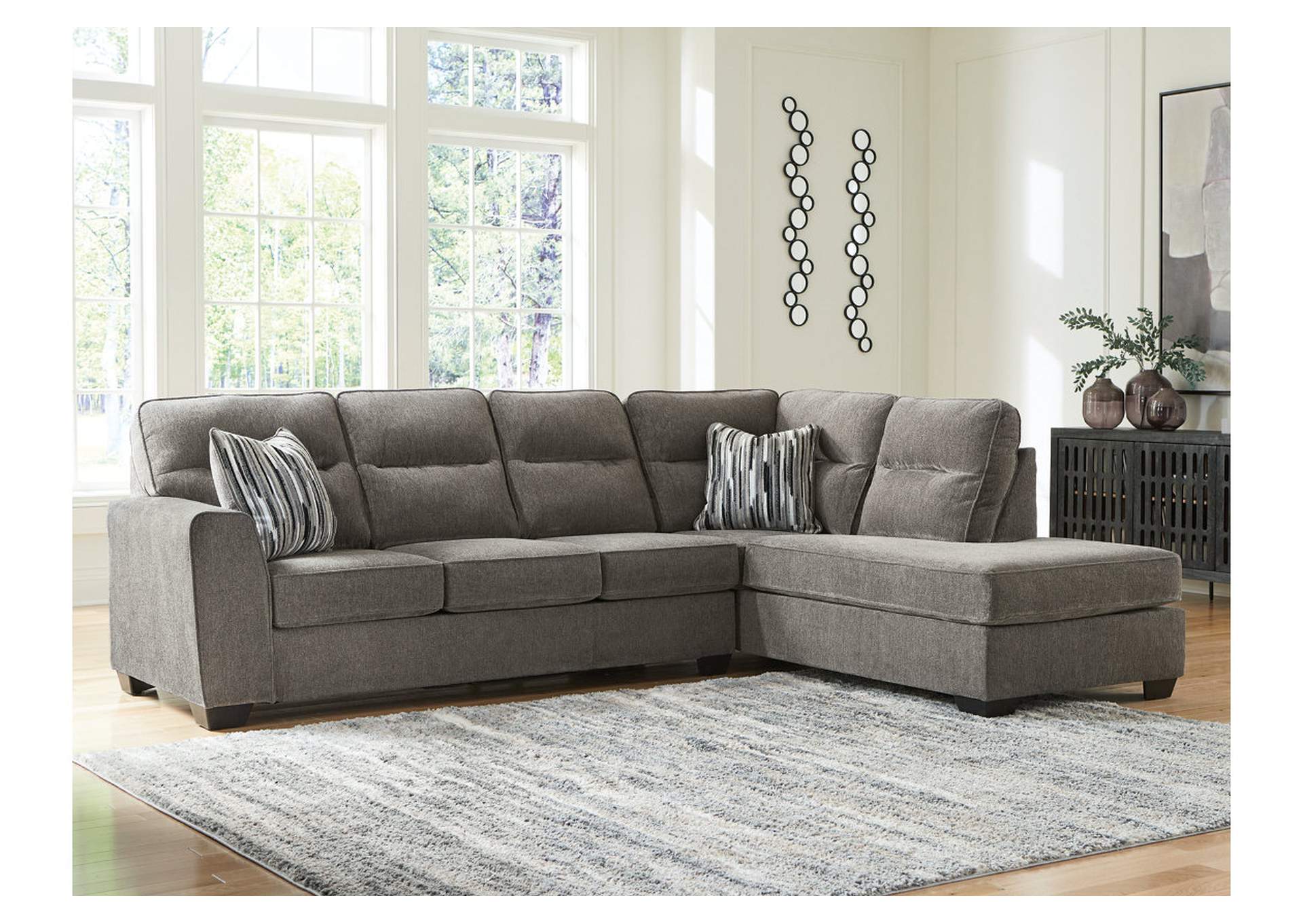 Olten 2-Piece Sectional with Chaise image 2