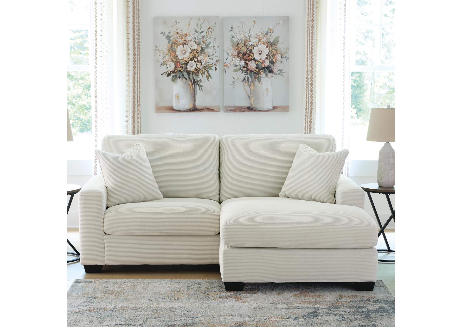Amesley Sofa Chaise image 4