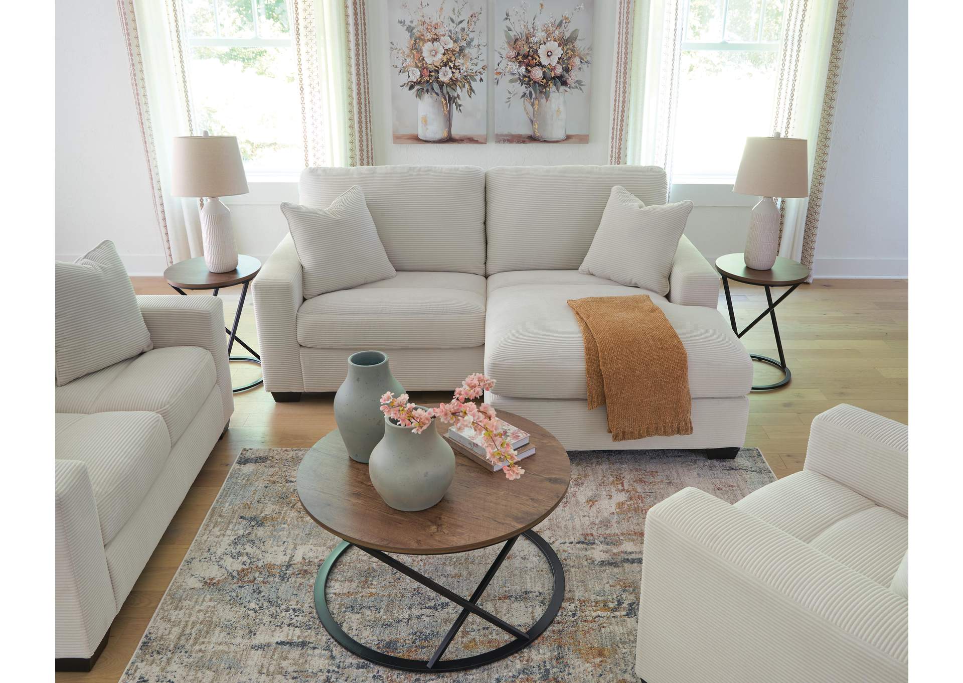 Greenbriar Sofa Chaise image 6
