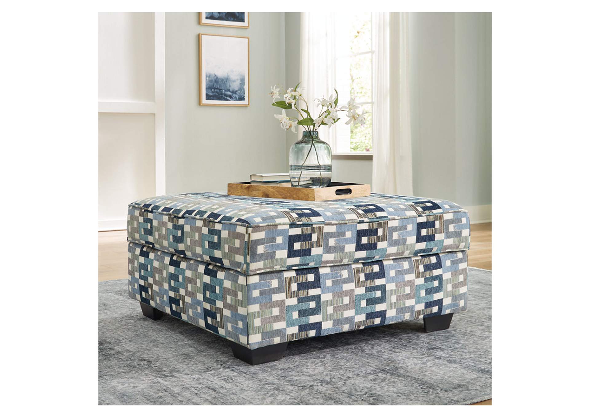 Valerano Ottoman With Storage image 2