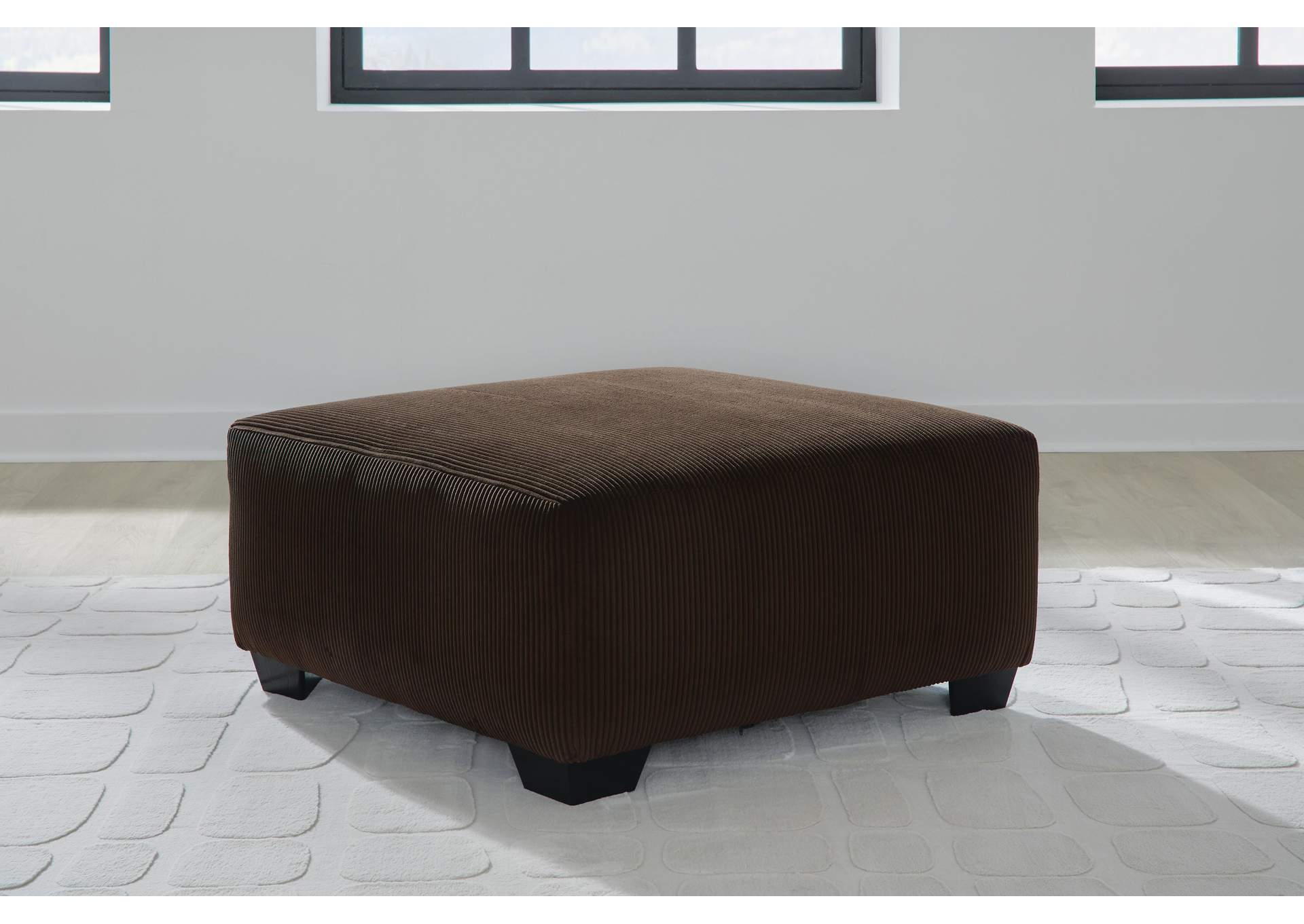 Kimlee 3-Piece Sectional and Ottoman image 10