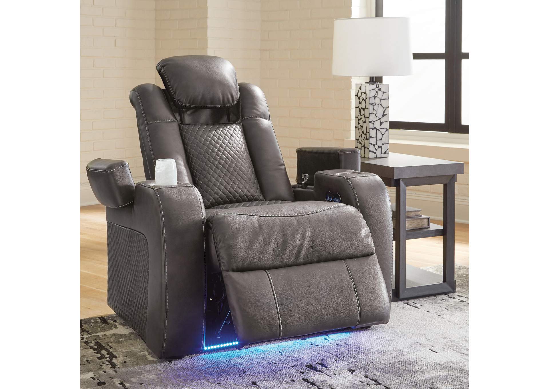 Fyne-Dyme Power Recliner image 4
