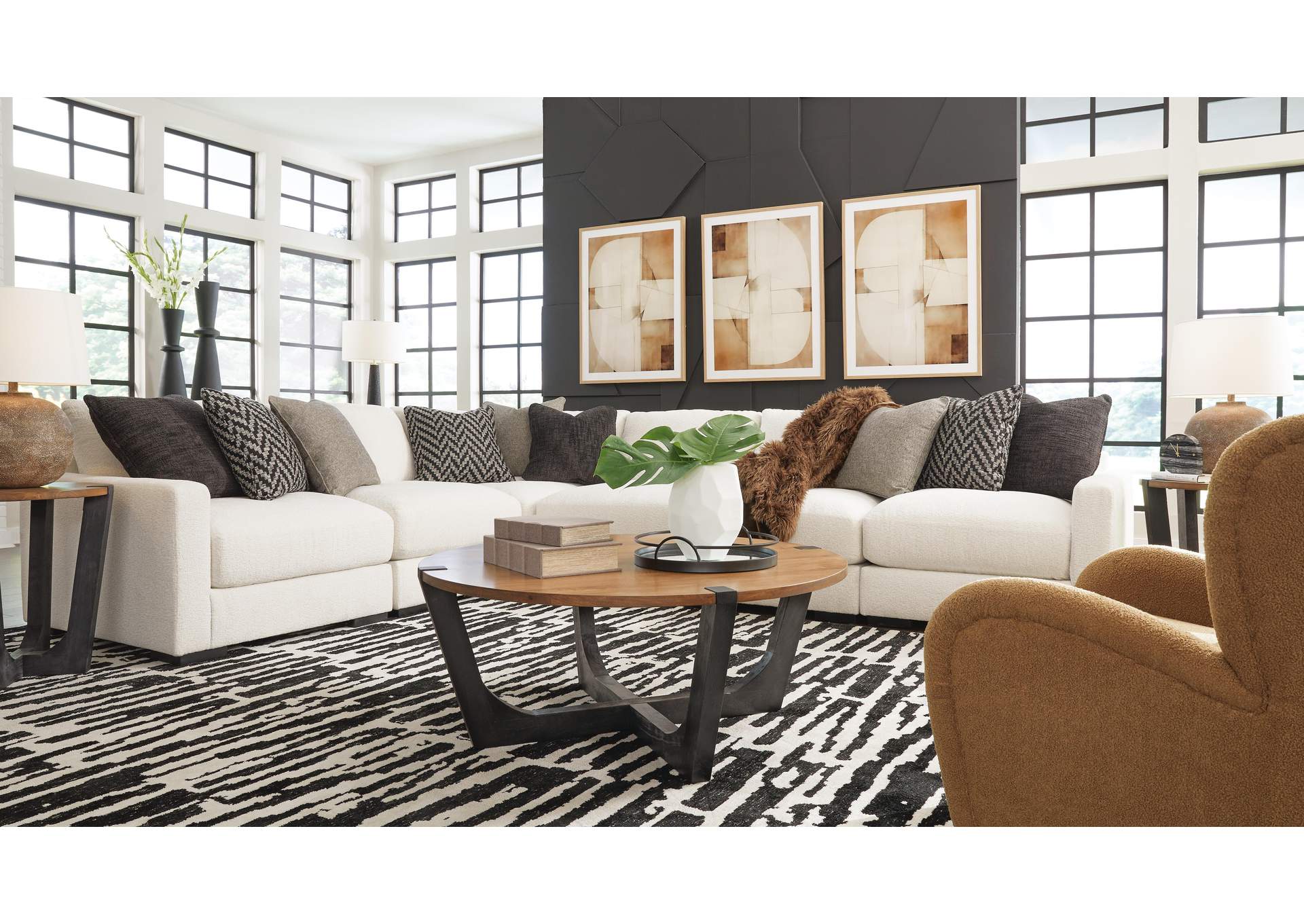Elissa Court 6-Piece Sectional image 4