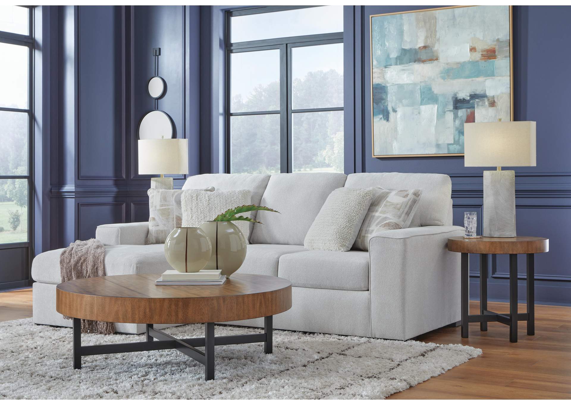 Leighelli 2-Piece Sectional with Chaise image 3