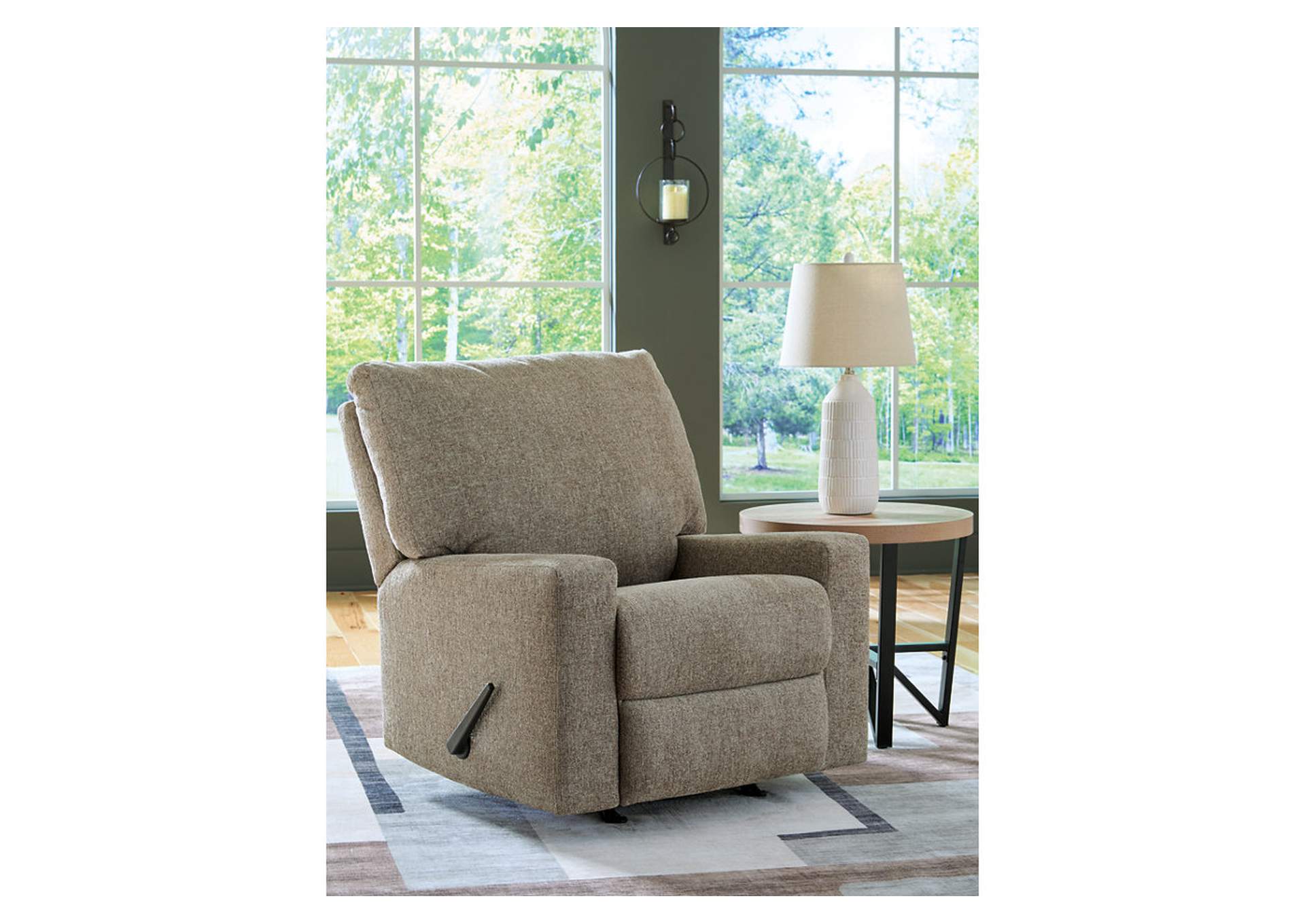 Newellen Recliner image 3