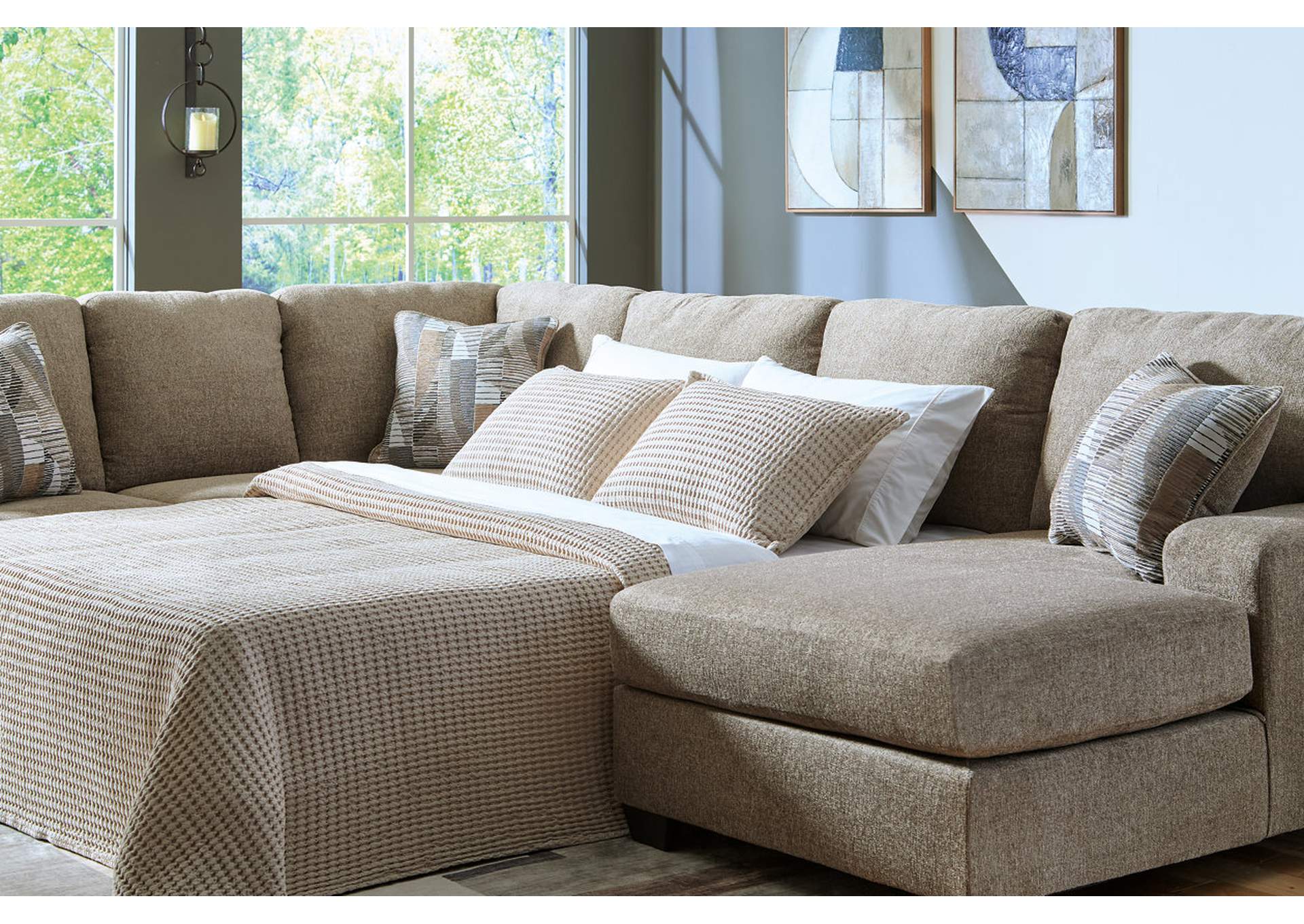 Newellen 3-Piece Sleeper Sectional with Chaise image 3