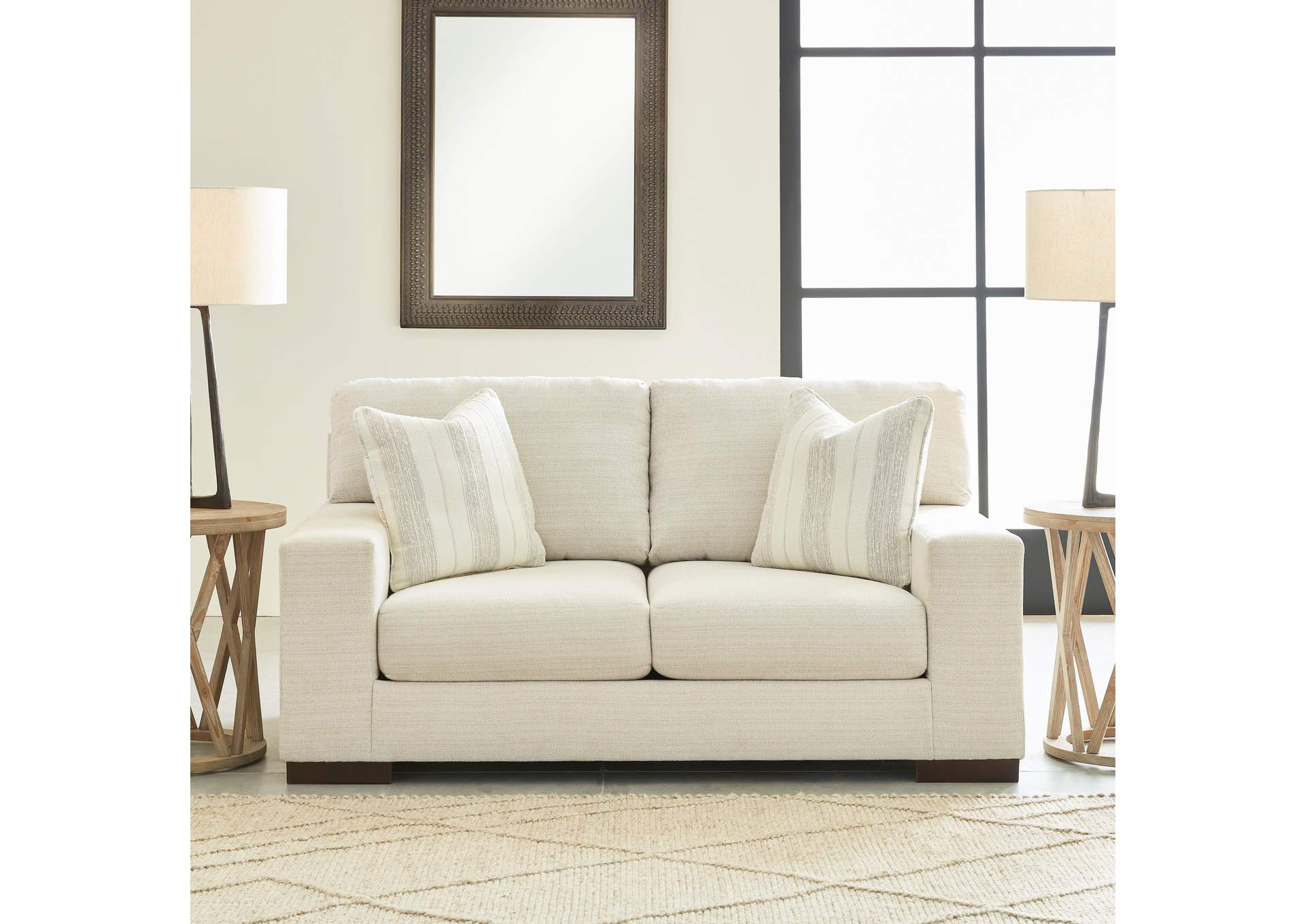 Maggie Loveseat image 4