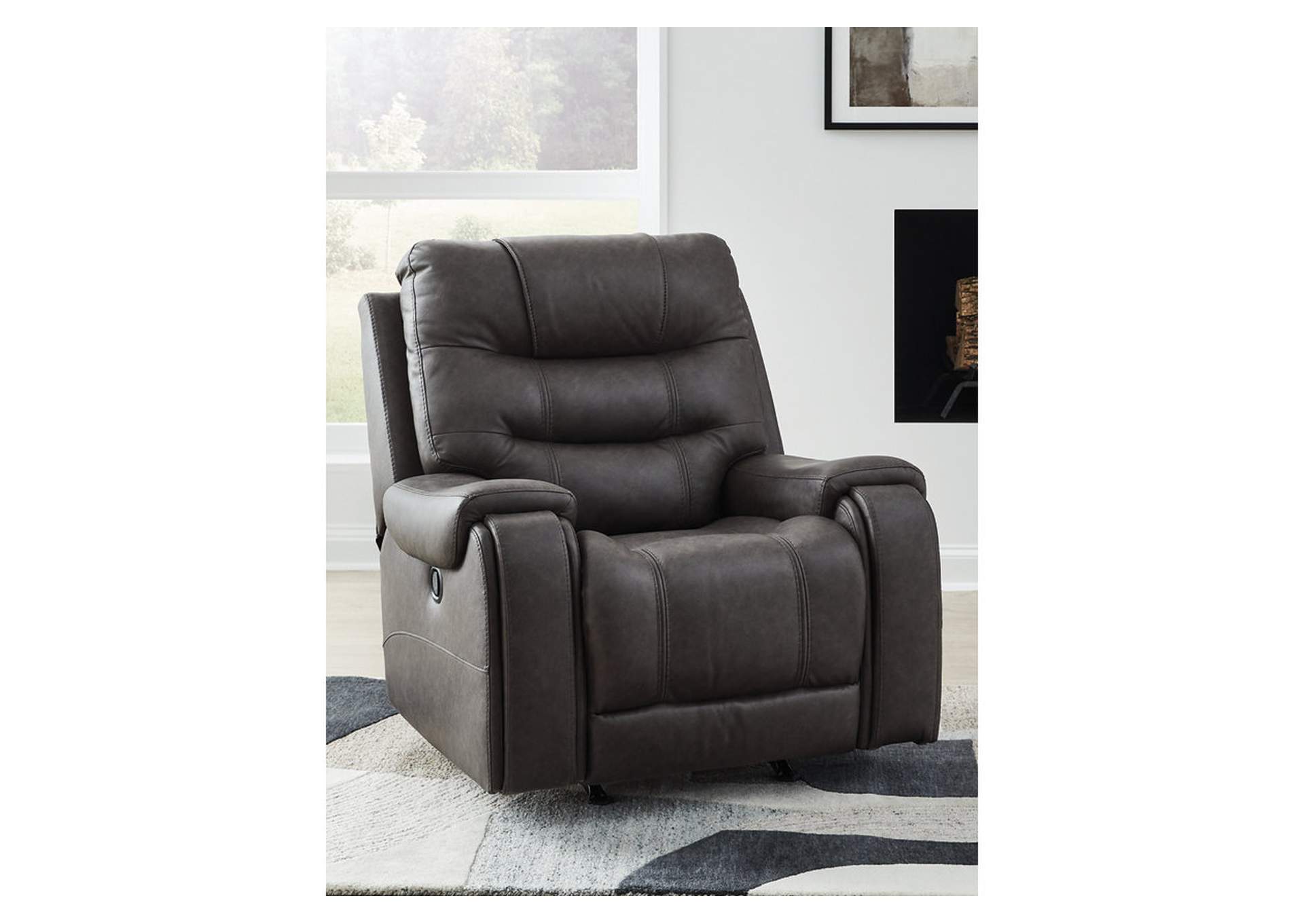 Femley Recliner
