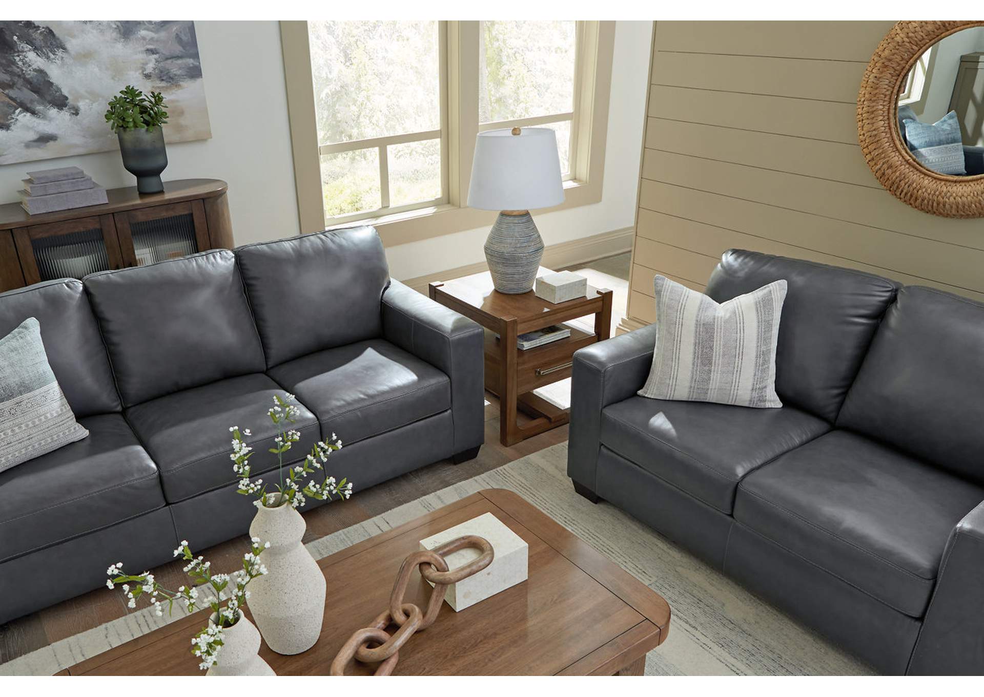Bolsena Sofa and Loveseat image 3