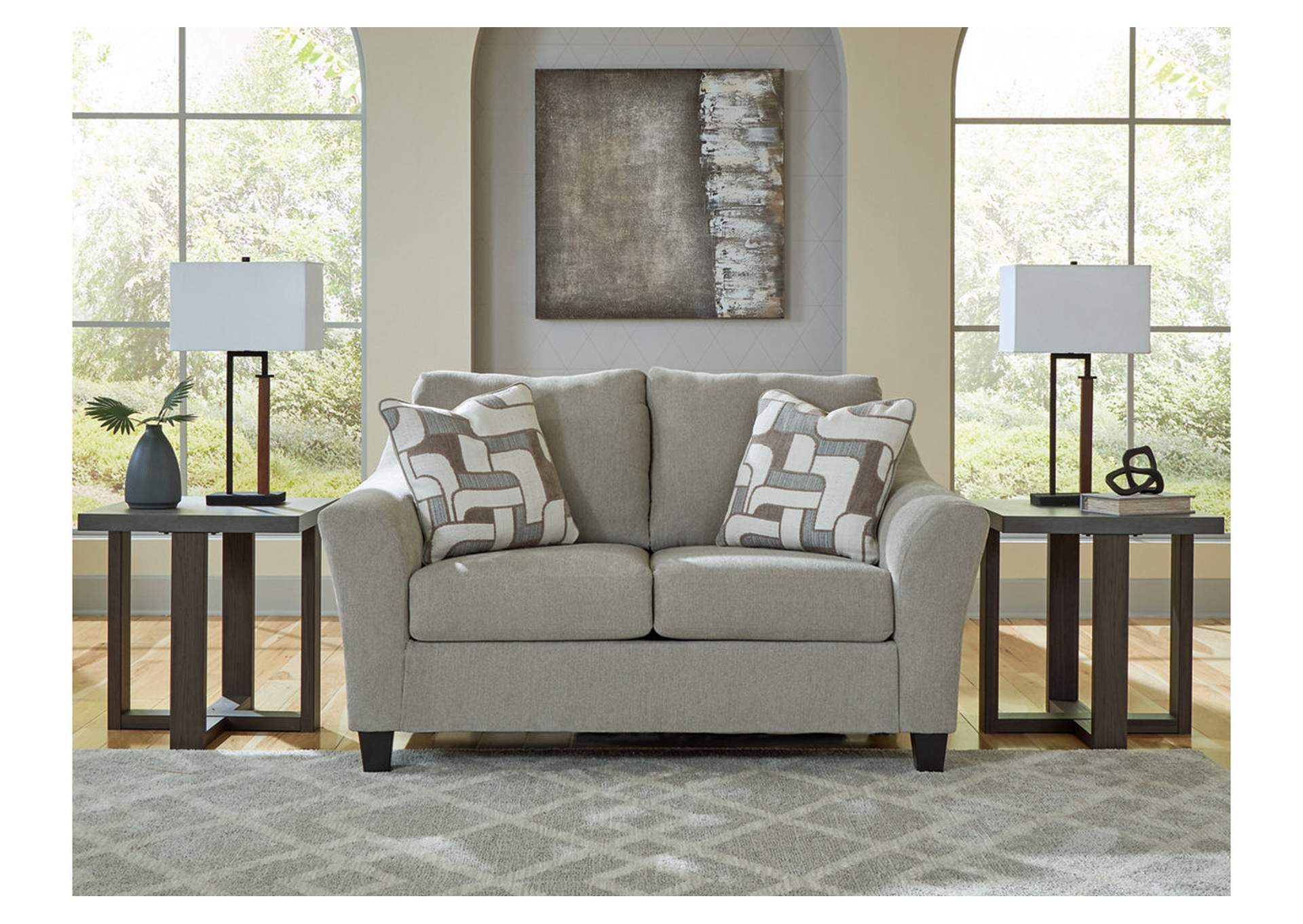 Willarae Loveseat image 2