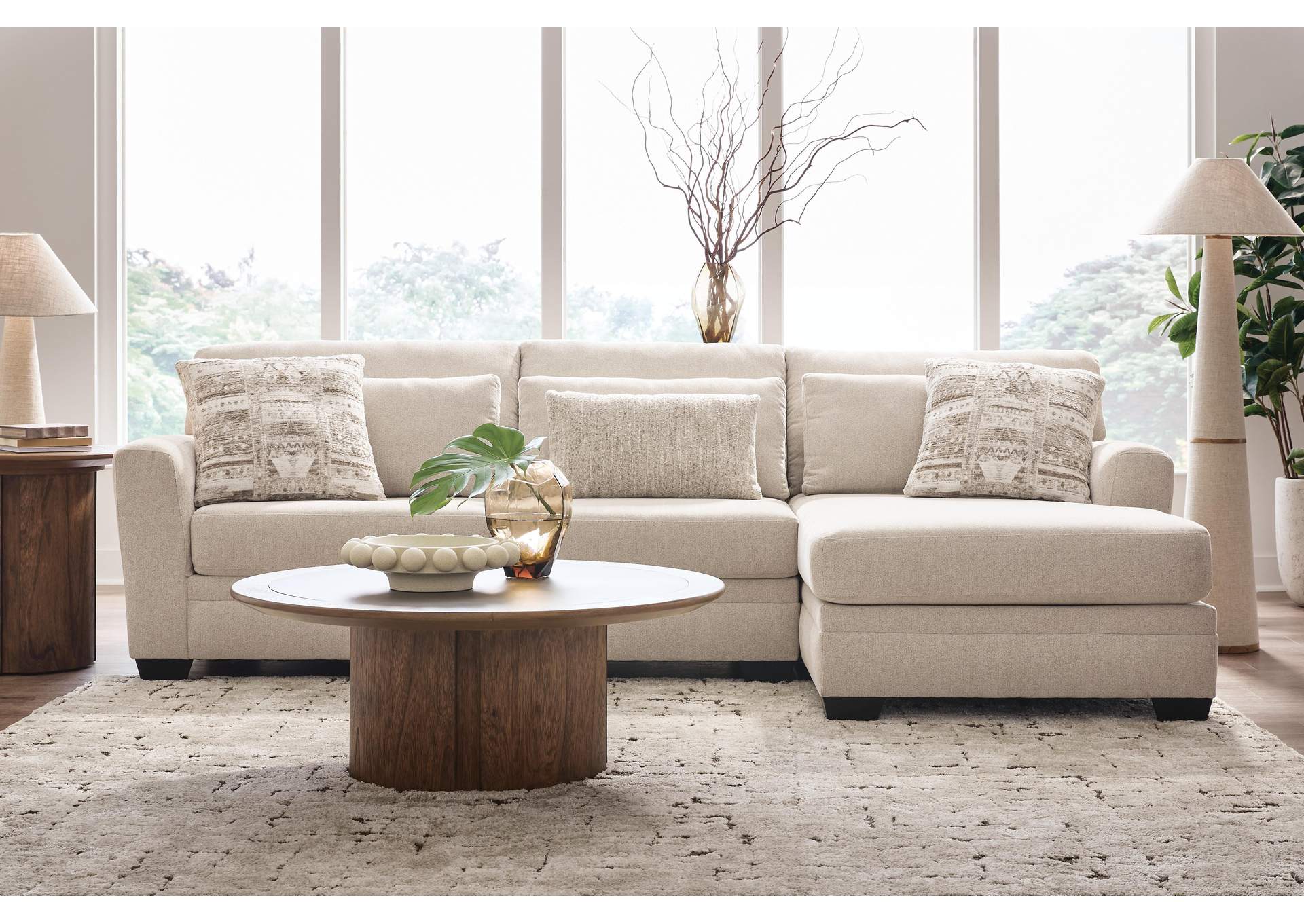 Mandi Point 2-Piece Sectional Sofa Chaise image 3