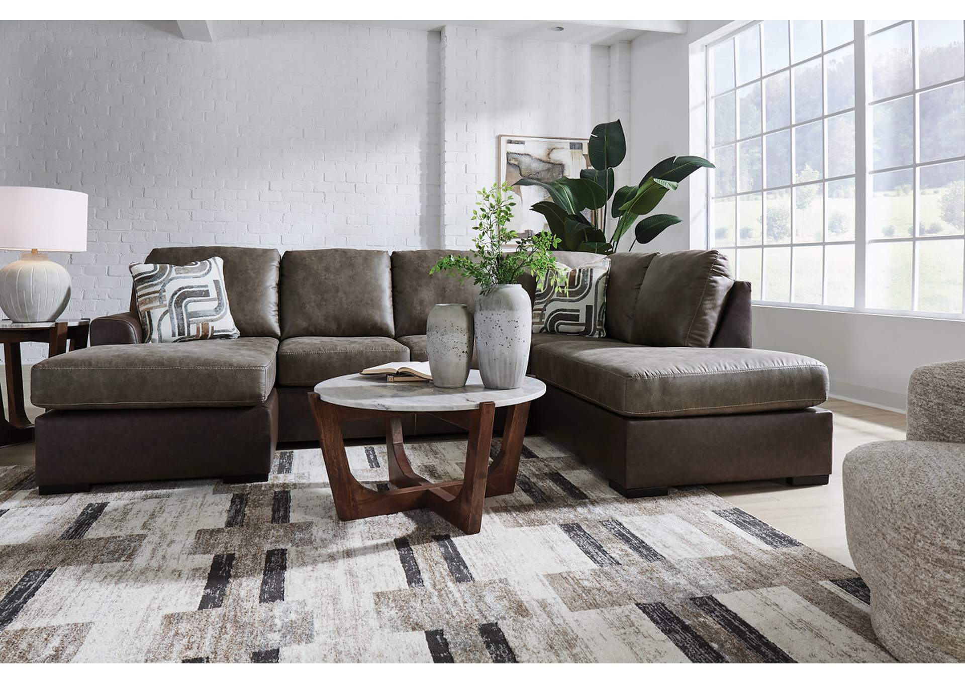 Castille Way 2-Piece Sleeper Sectional with Chaise image 4