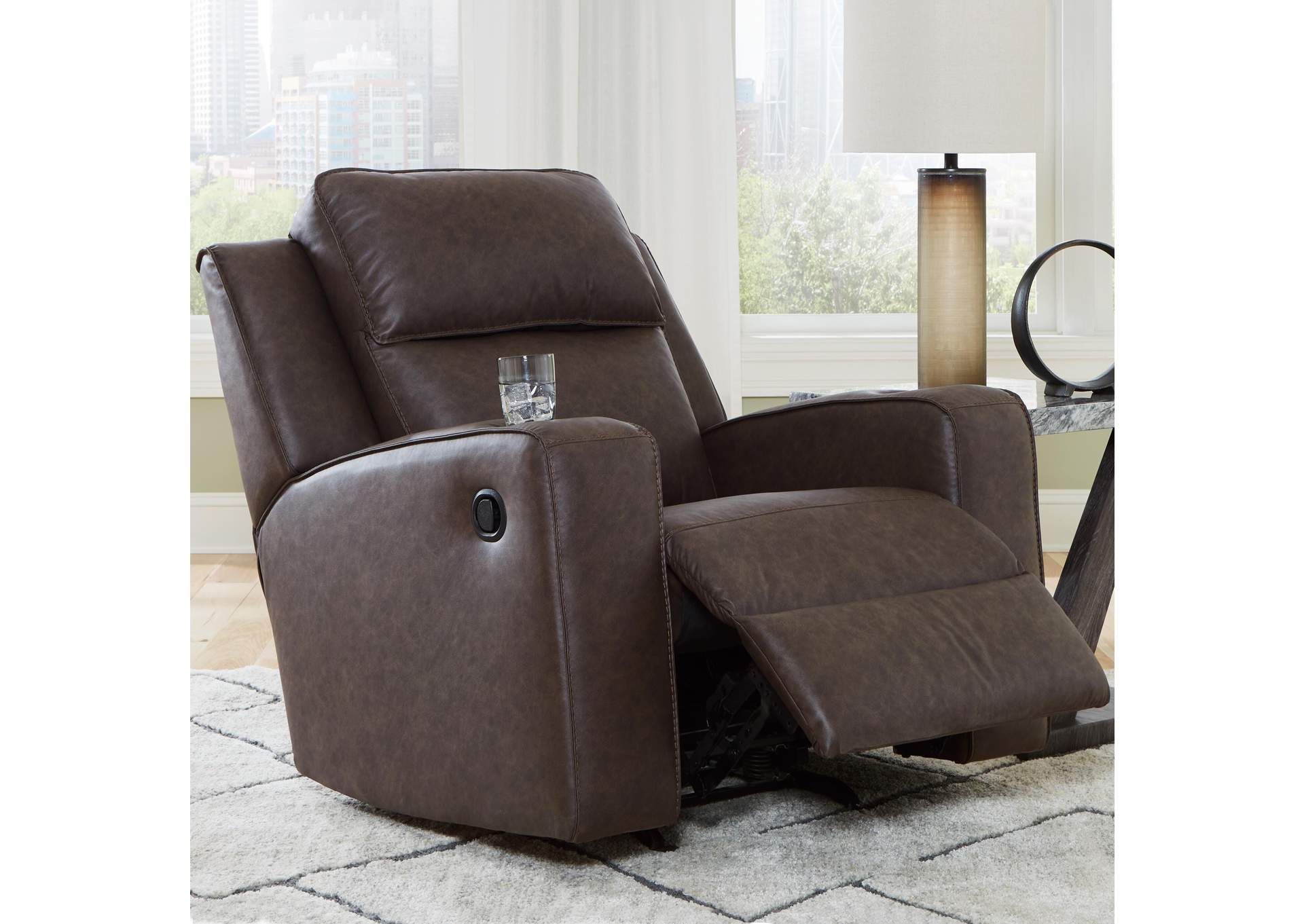 Lavenhorne Recliner image 4