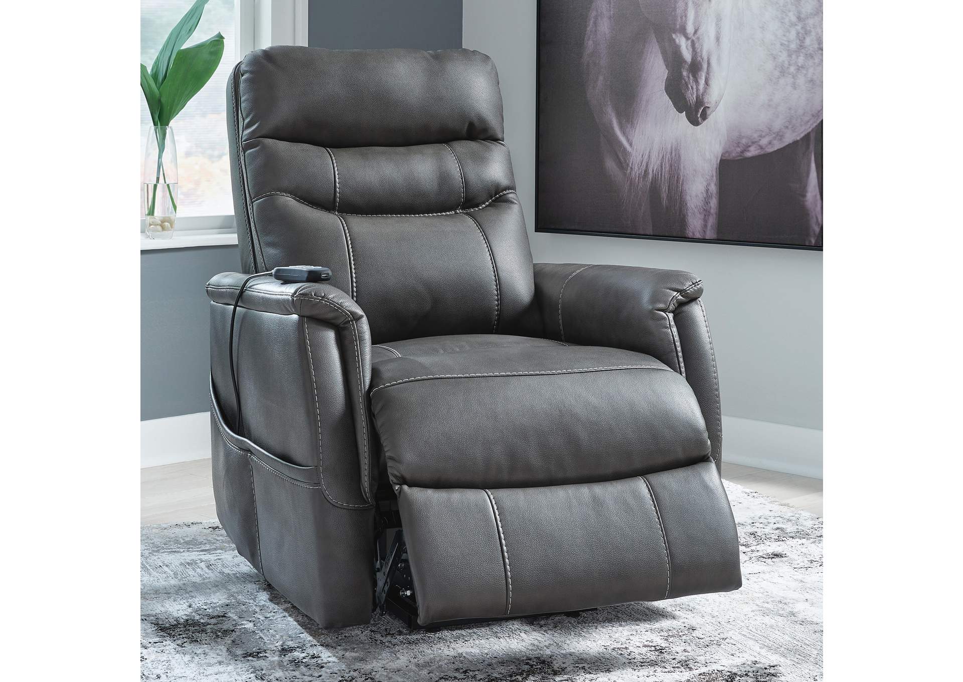 Strawbill Power Lift Recliner image 2