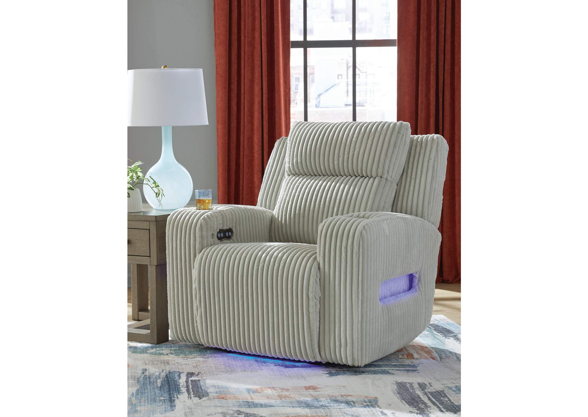 Forest Lake Power Reclining Loveseat and Power Recliner image 12