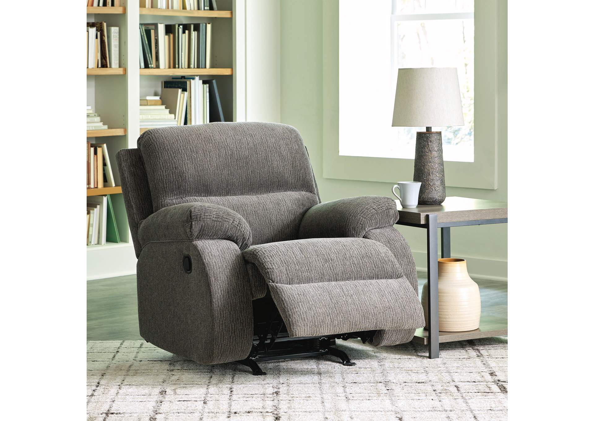 Scranto Recliner image 4