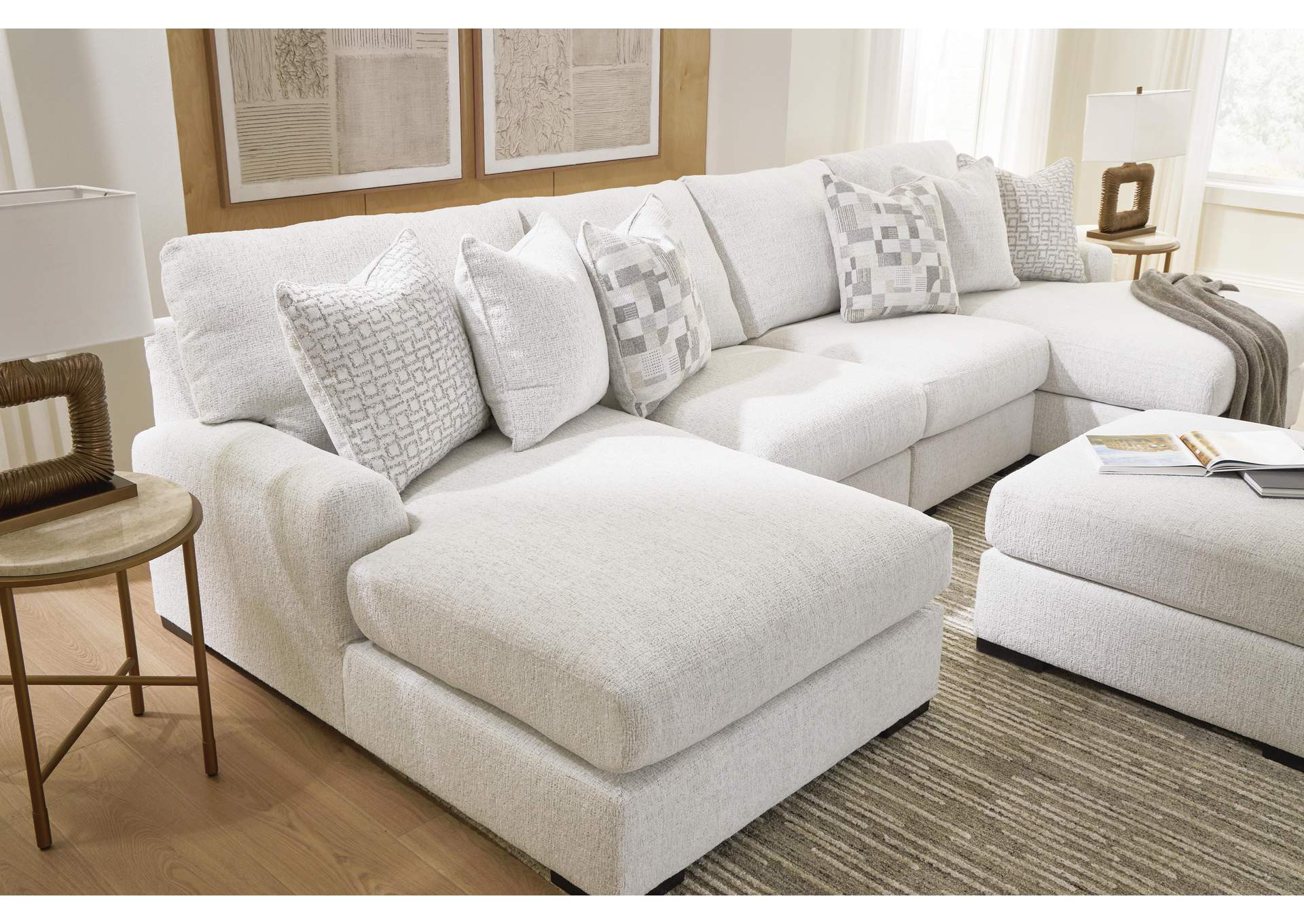 Misty-Lakes 4-Piece Double Chaise Sectional image 4