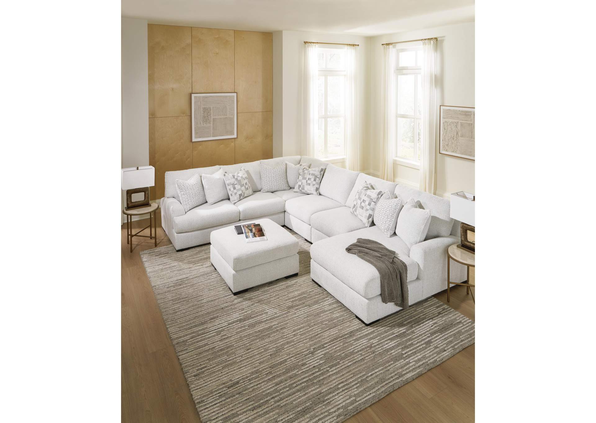 Misty-Lakes 5-Piece Sectional with Chaise image 4
