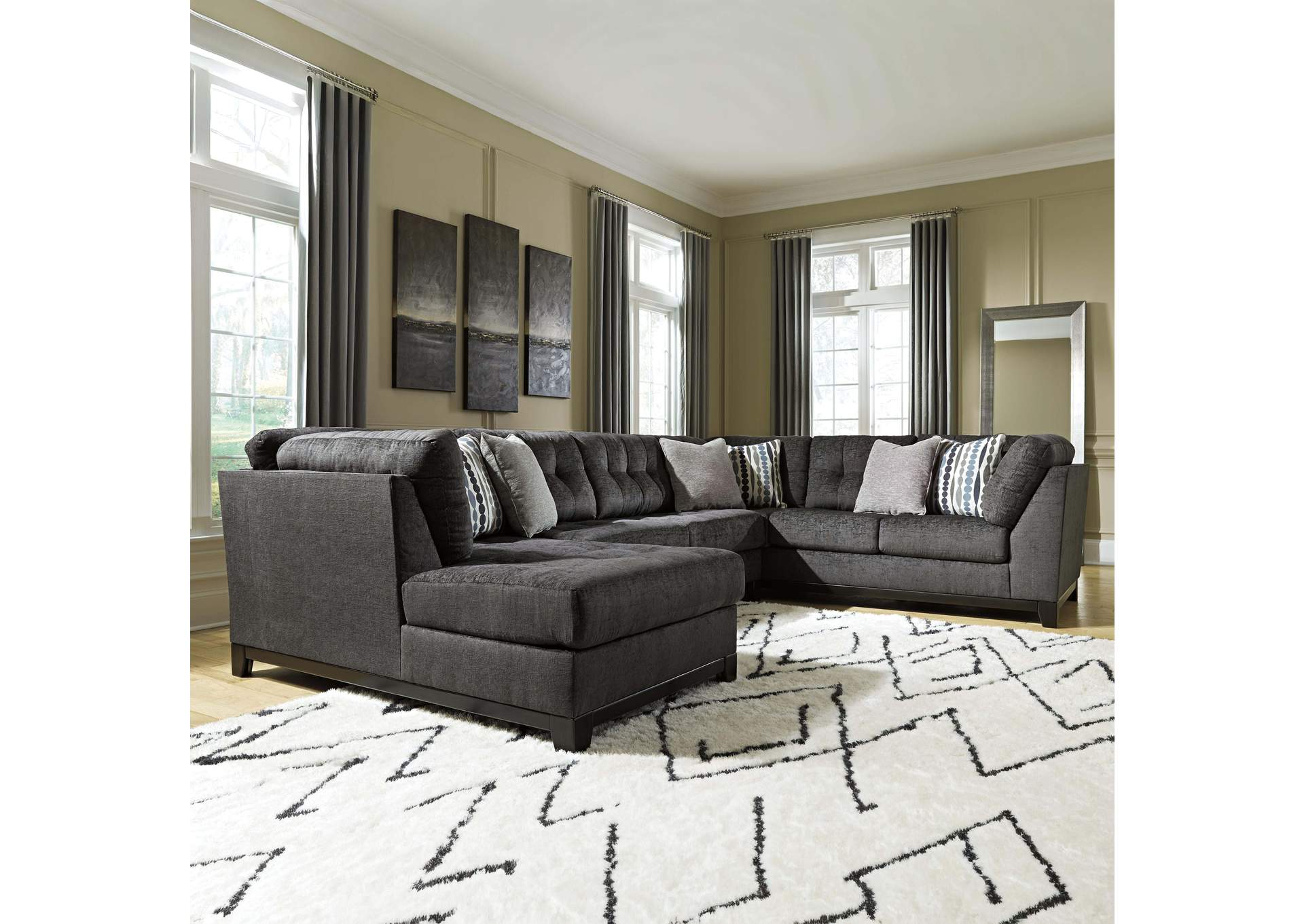 Reidshire 3-Piece Sectional with Chaise image 4