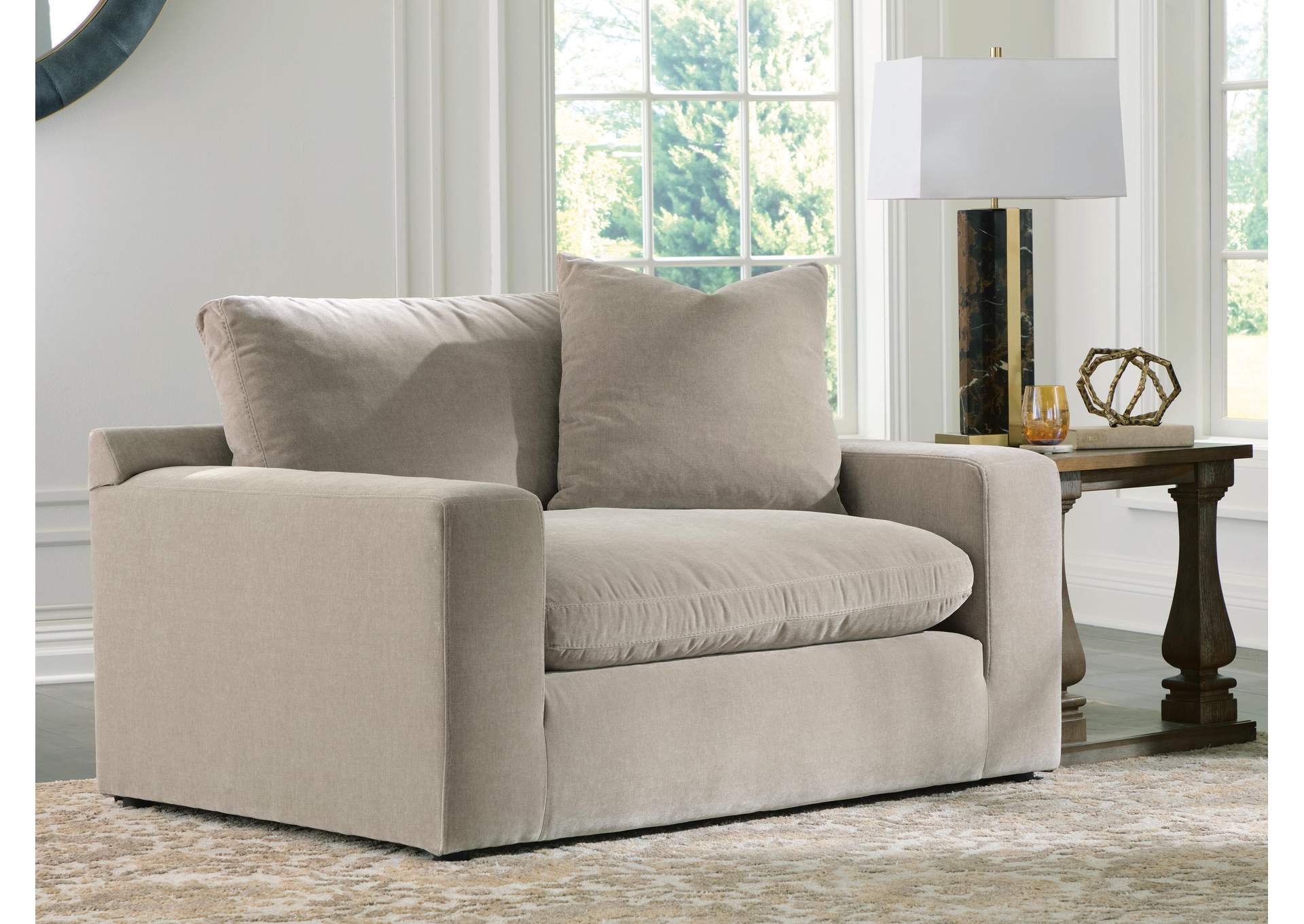 Maxton Heights Oversized Chair image 4