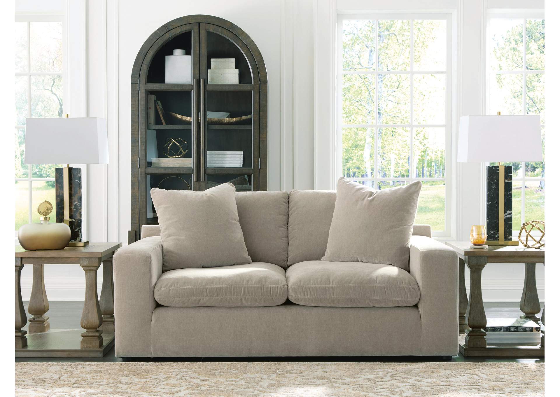 Maxton Heights Loveseat image 3