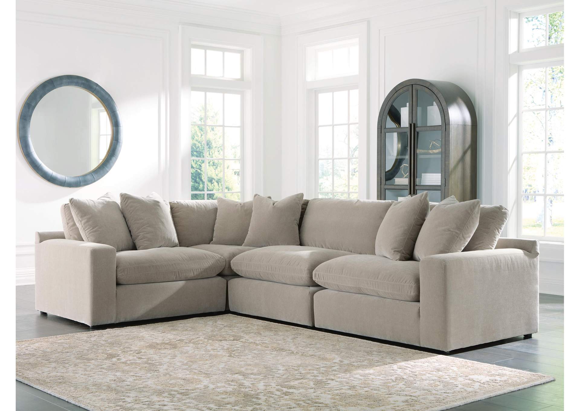 Maxton Heights 4-Piece Sectional image 2