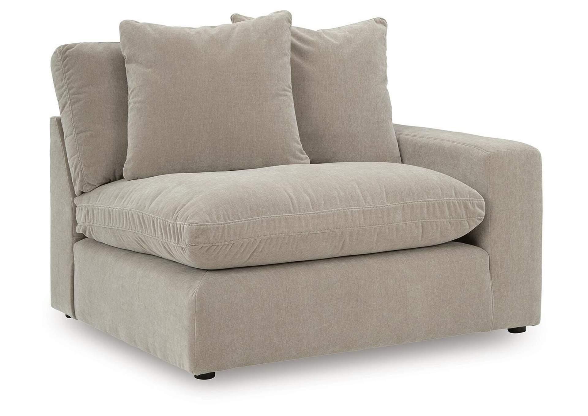 Maxton Heights 8-Piece Sectional image 8