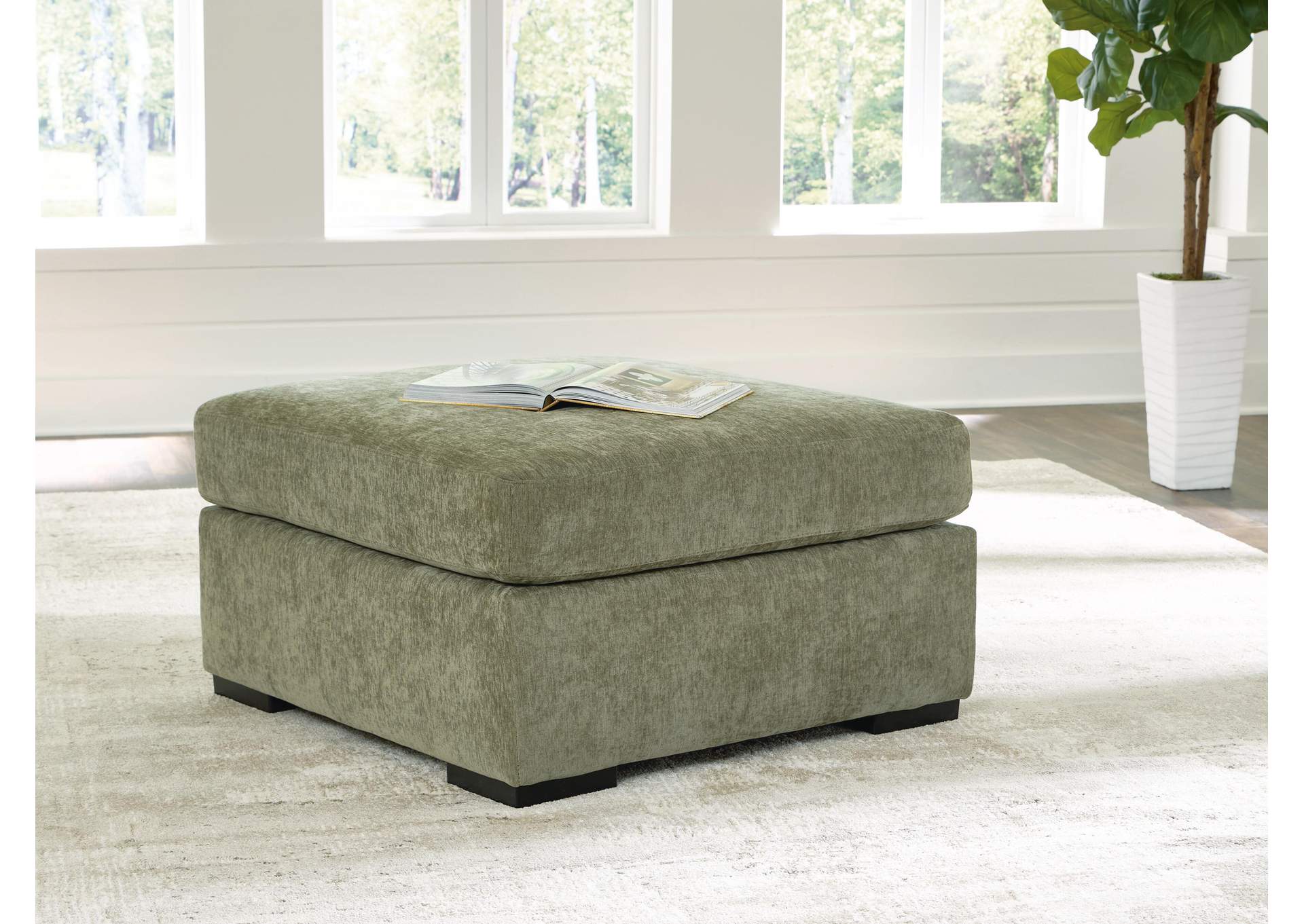 Bridgepoint Oversized Accent Ottoman image 4