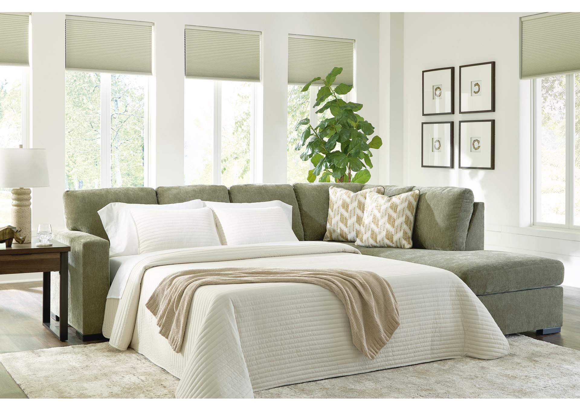 Bridgepoint 2-Piece Sleeper Sectional with Chaise image 2