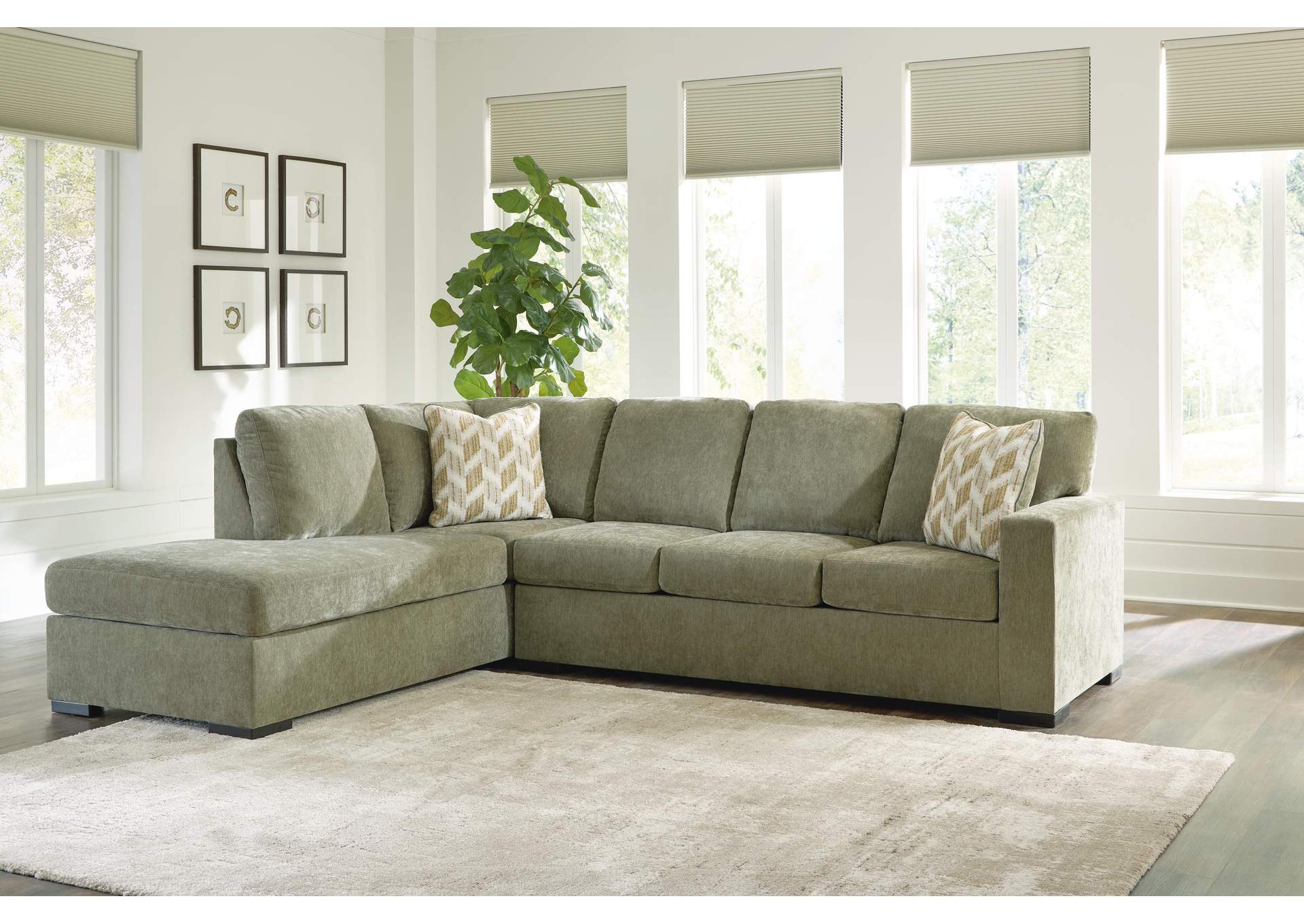 Bridgepoint 2-Piece Sleeper Sectional with Chaise image 3