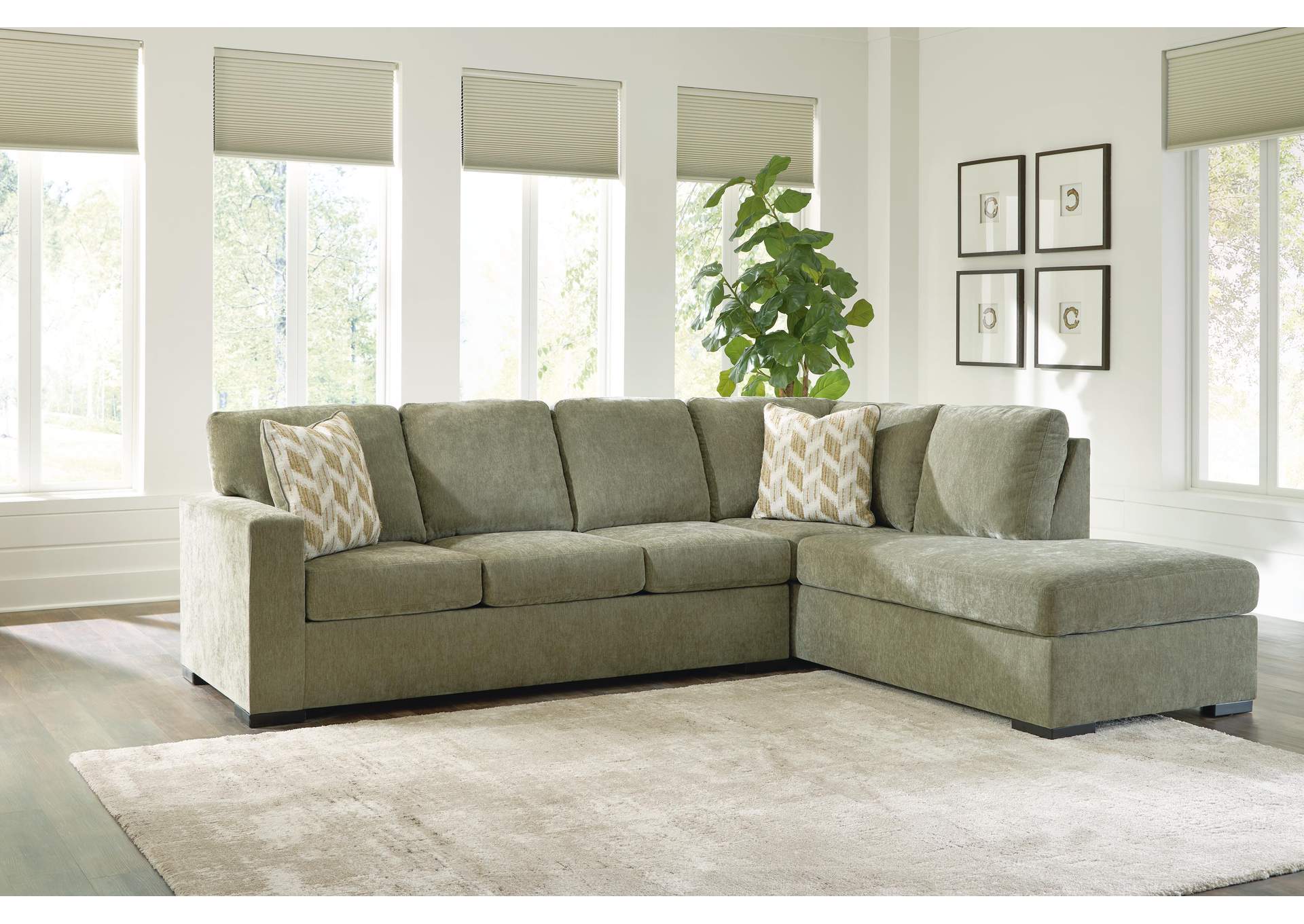 Bridgepoint 2-Piece Sleeper Sectional with Chaise image 3