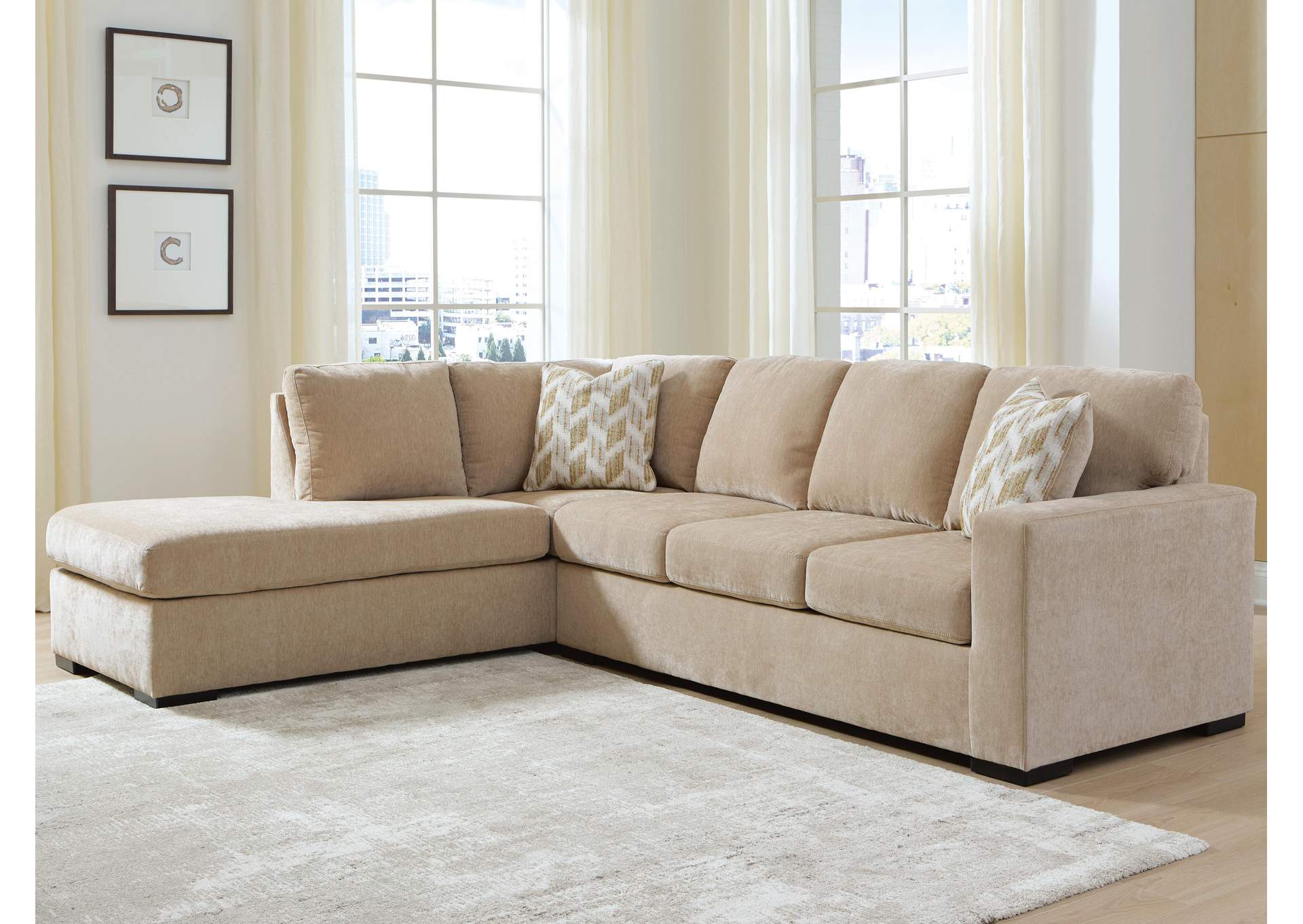 Bridgepoint 2-Piece Sectional with Chaise image 2