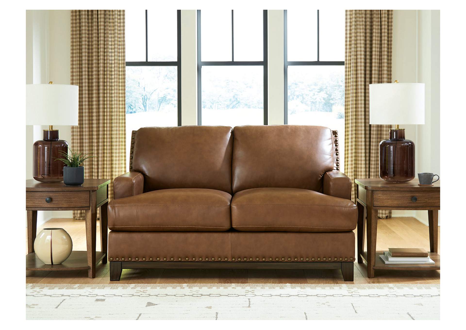 Saonara Loveseat image 3