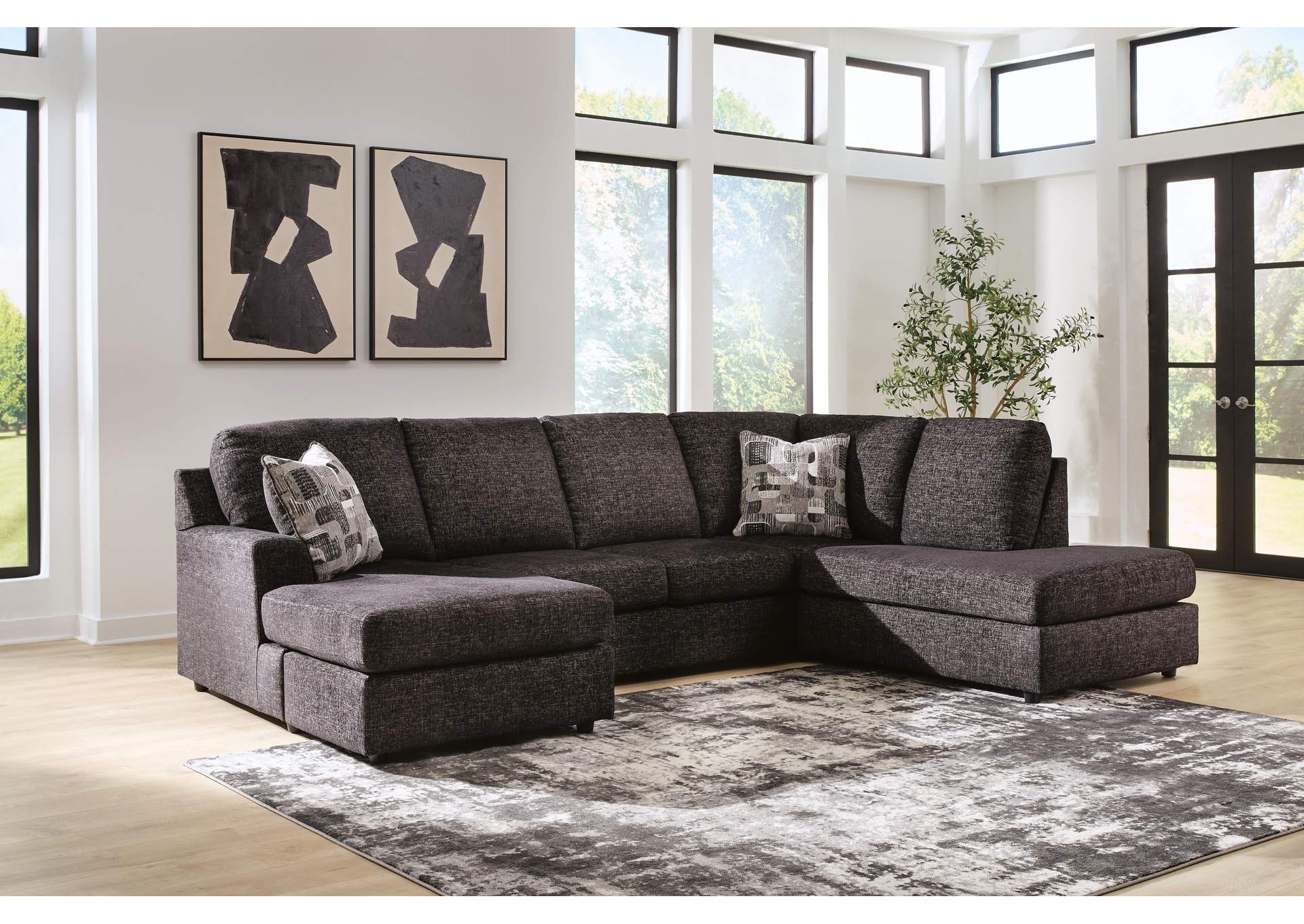 Lentiz 2-Piece Sectional with Chaise image 2