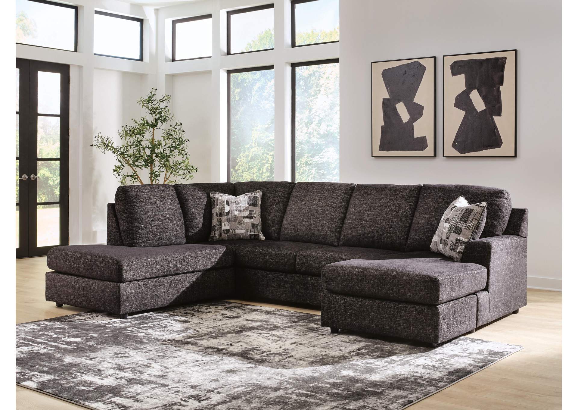 Lentiz 2-Piece Sectional with Chaise image 2