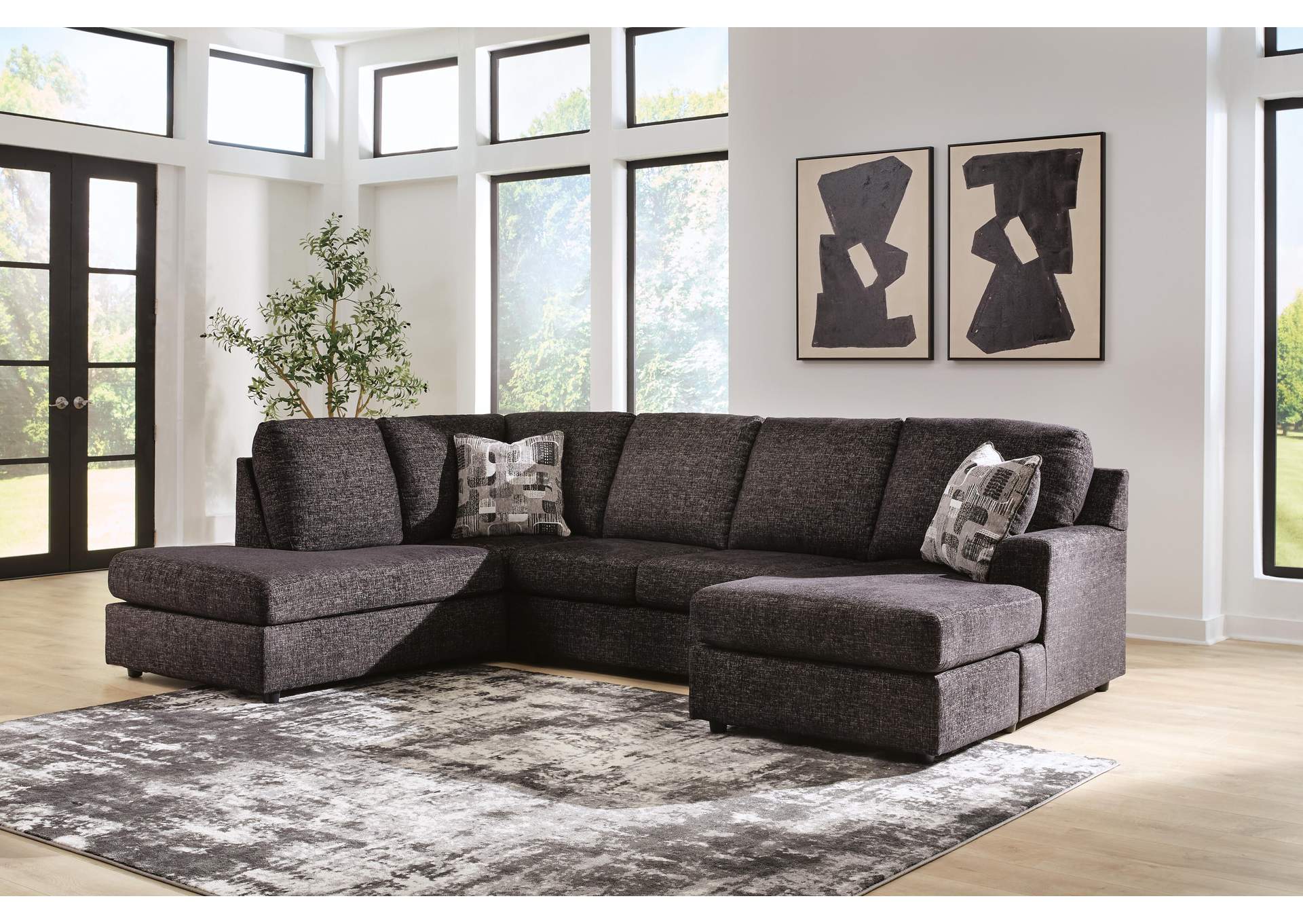 Lentiz 2-Piece Sectional with Chaise image 2